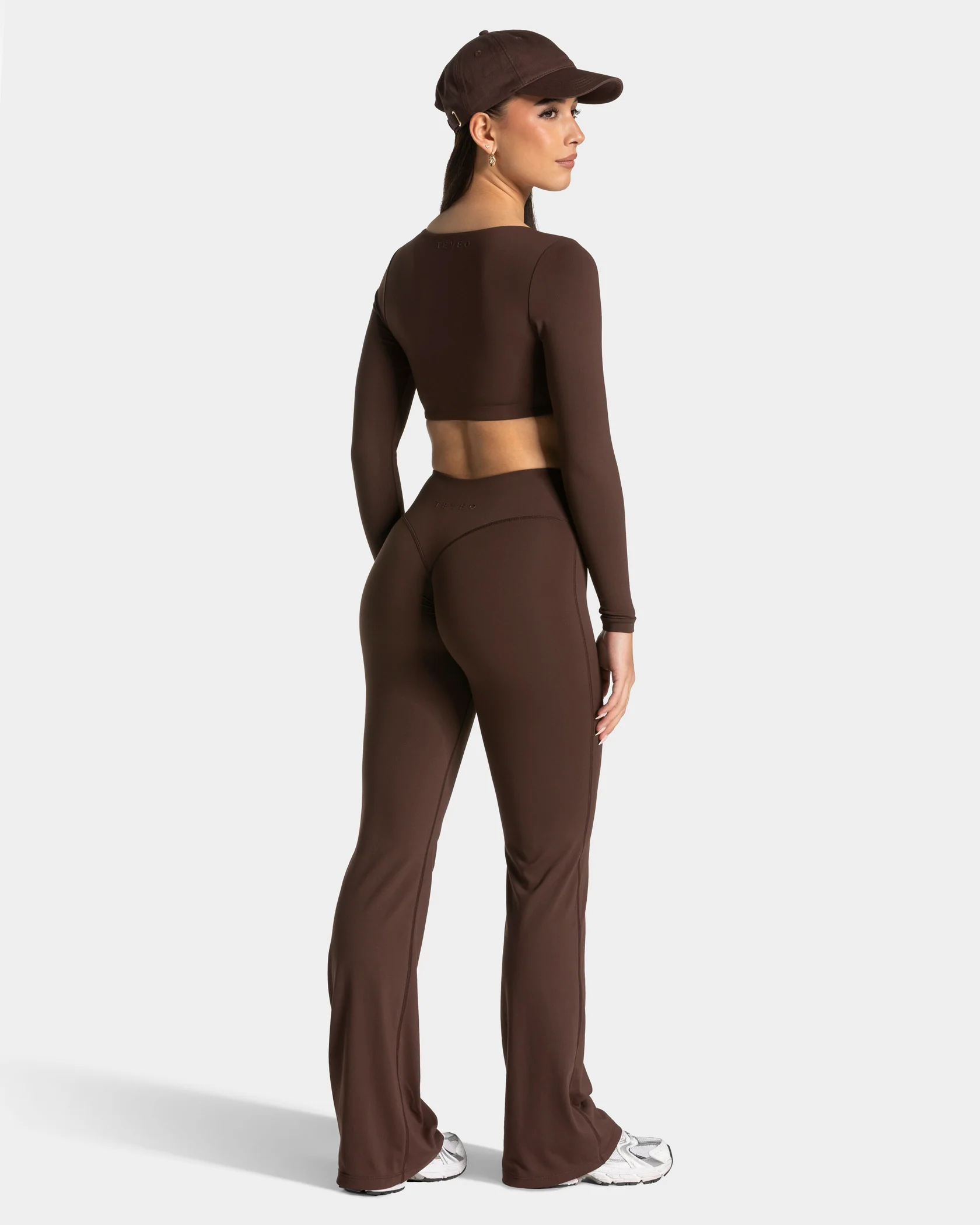 Allrounder Cropped Longsleeve "Espresso" - Image 5