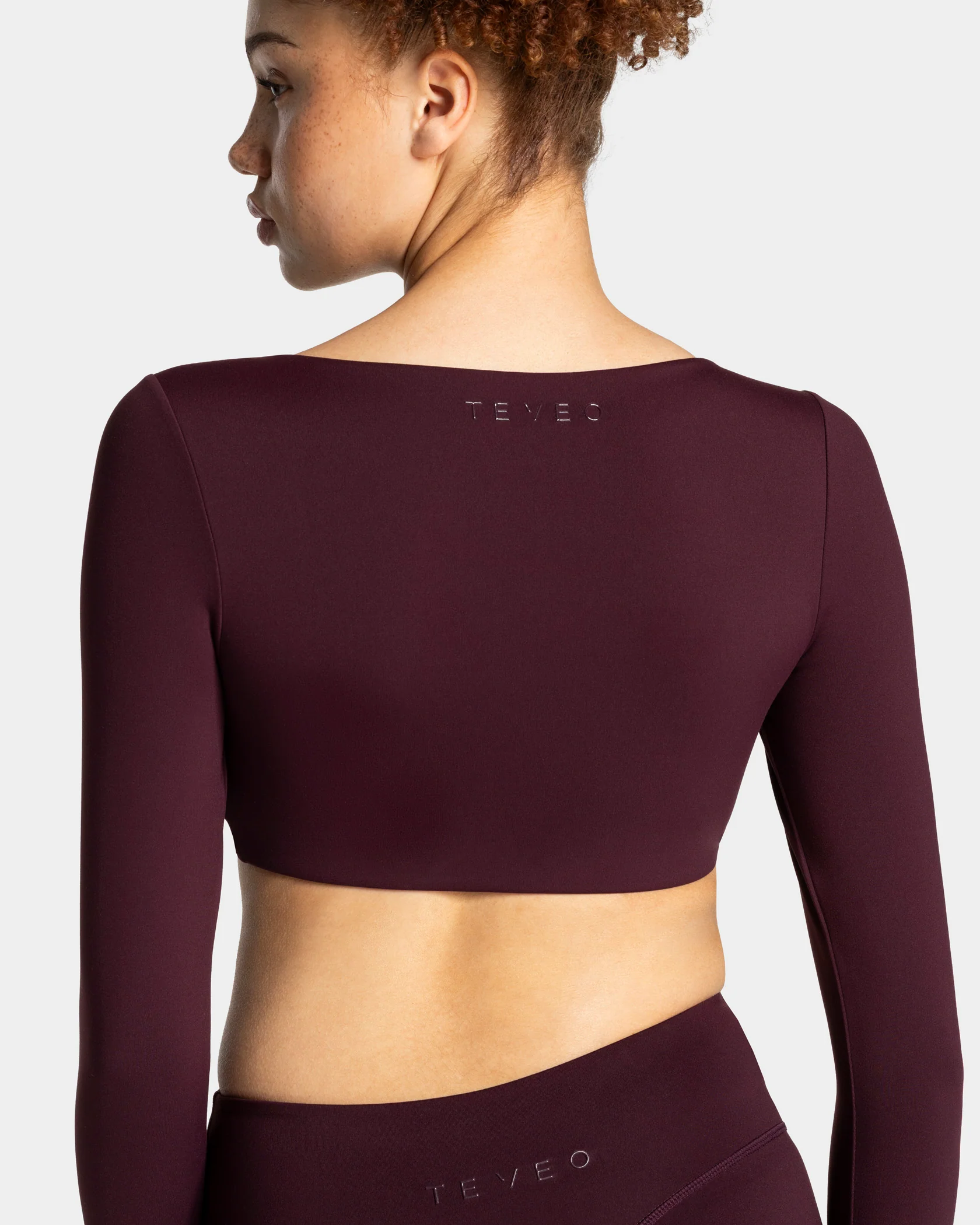 Allrounder Cropped Longsleeve "Merlot" - Image 4