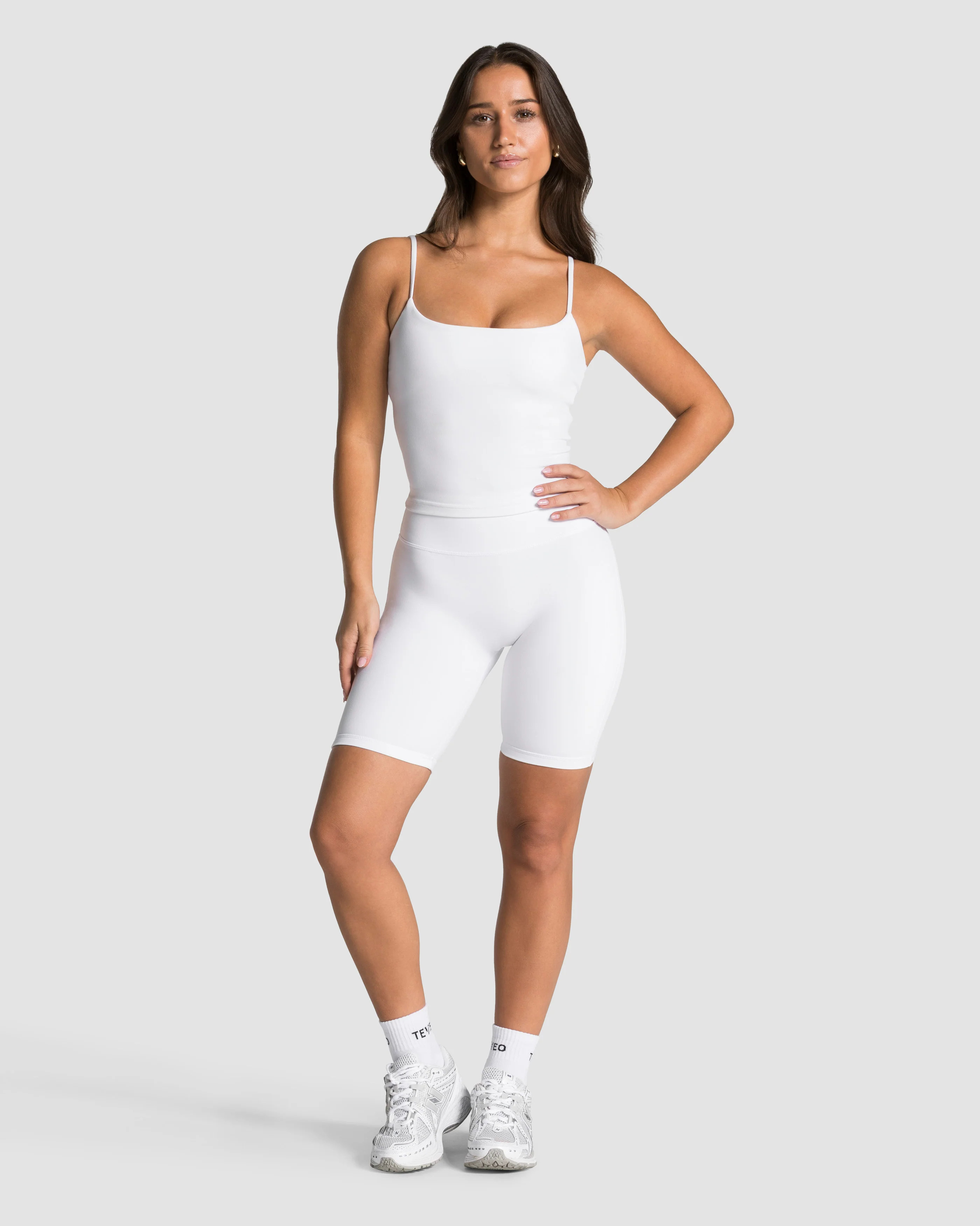 Allrounder Mid Cami Top "Weiß" - Image 3