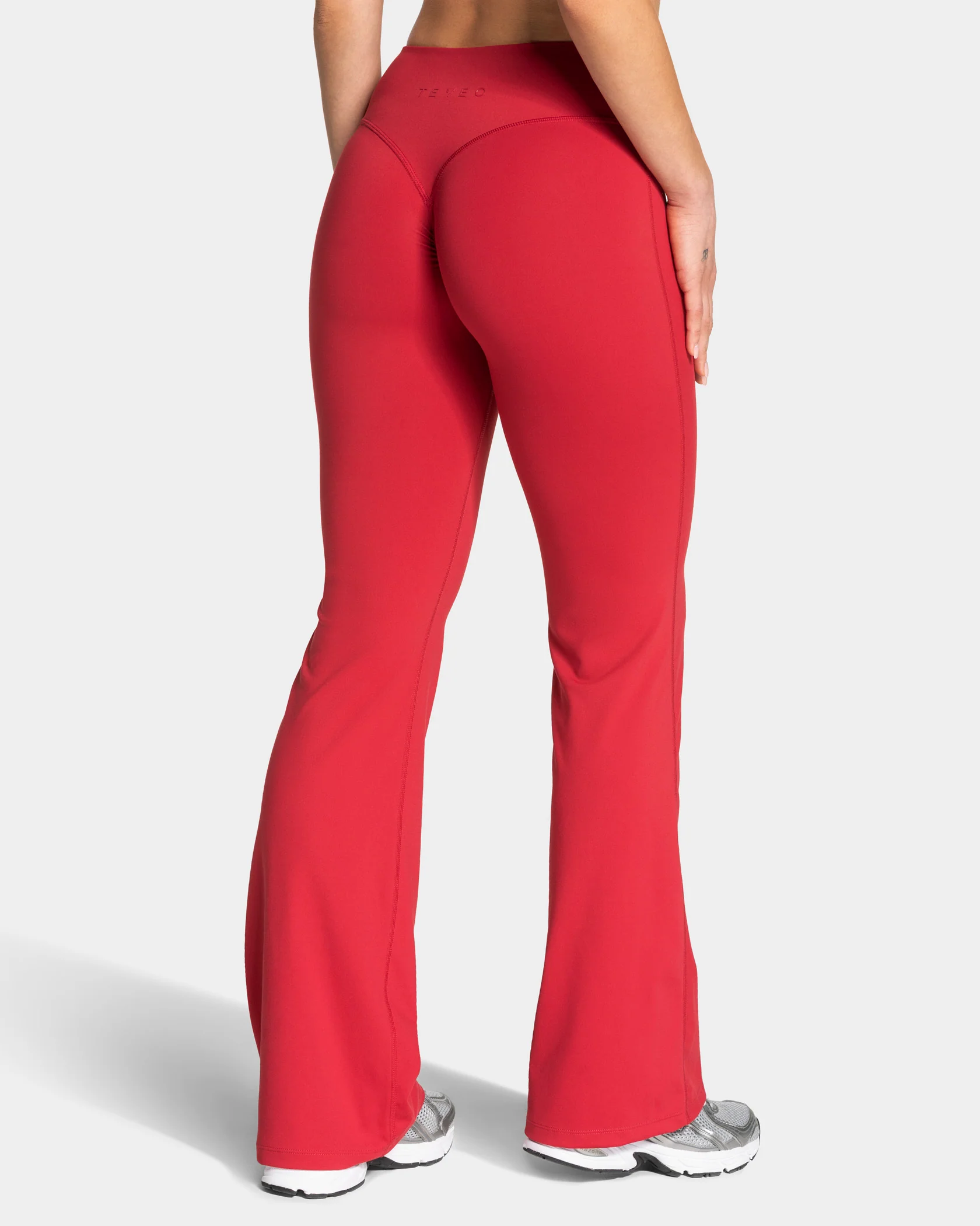 Allrounder Sculpt Scrunch Flared Leggings Tall "Cherry" - Image 3
