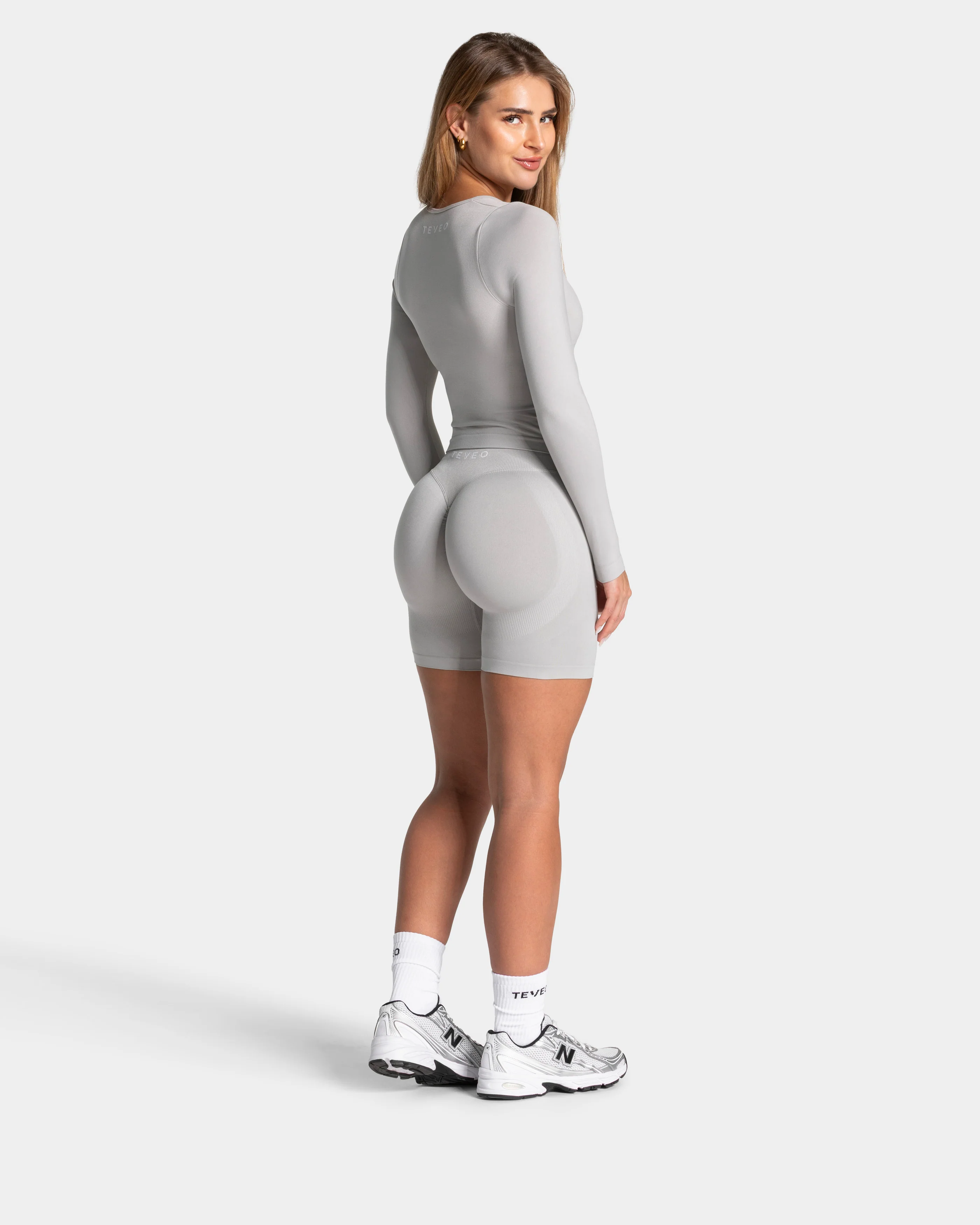 Charming Pro Lifted Scrunch Shorts "Moon" - Image 5