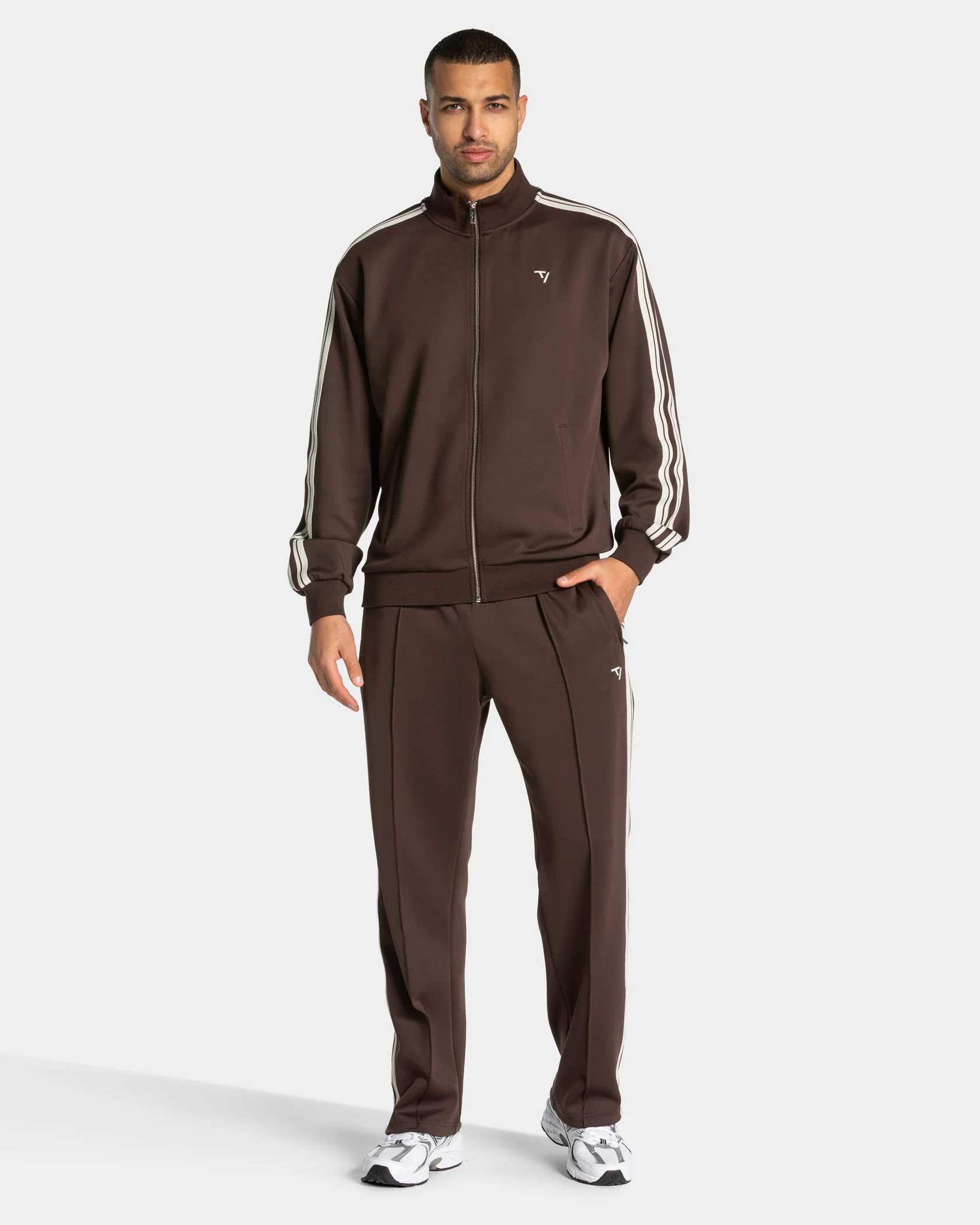 Club Straight Leg Jogger Men "Espresso" - Image 3