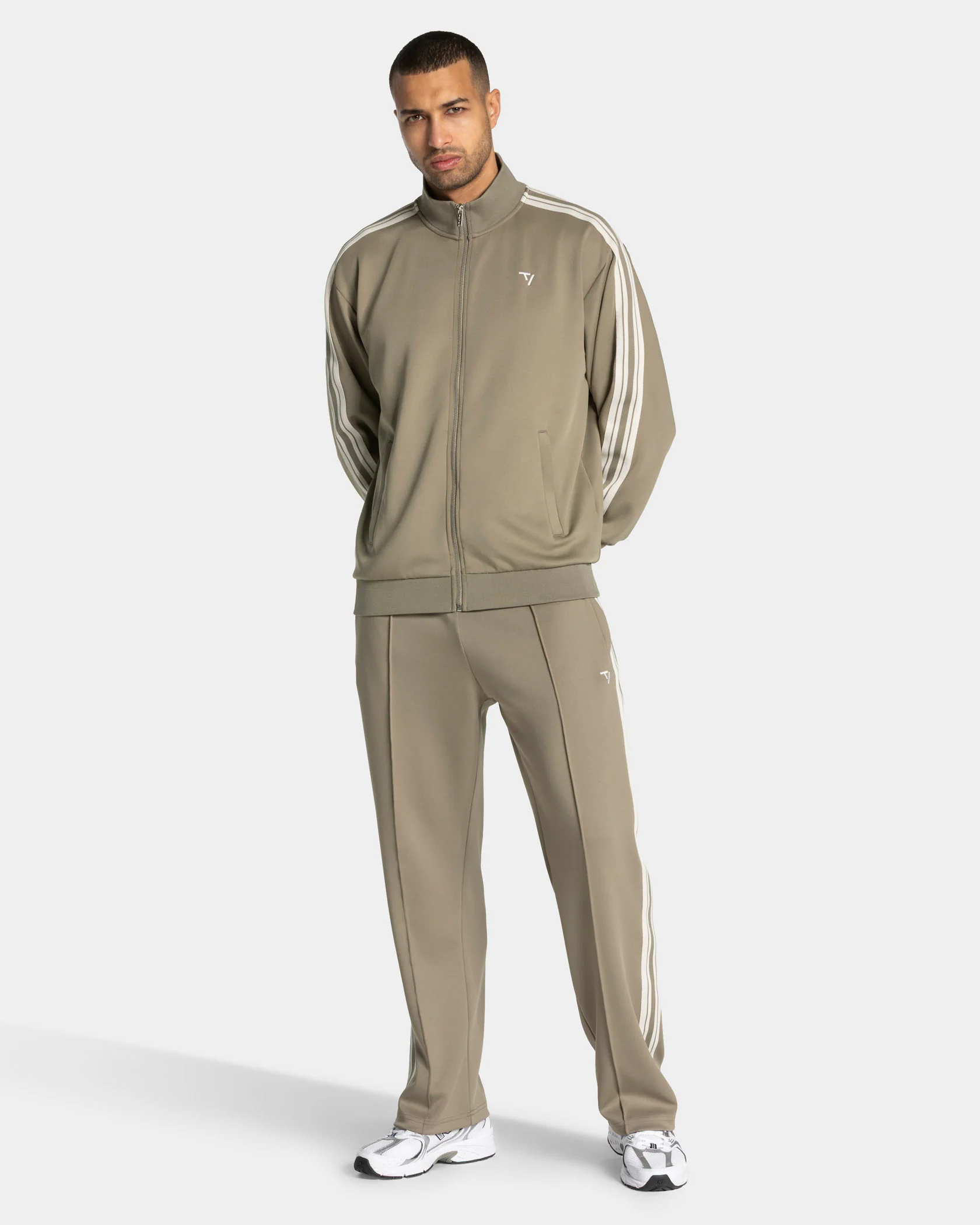 Club Straight Leg Jogger Men "Khaki" - Image 3