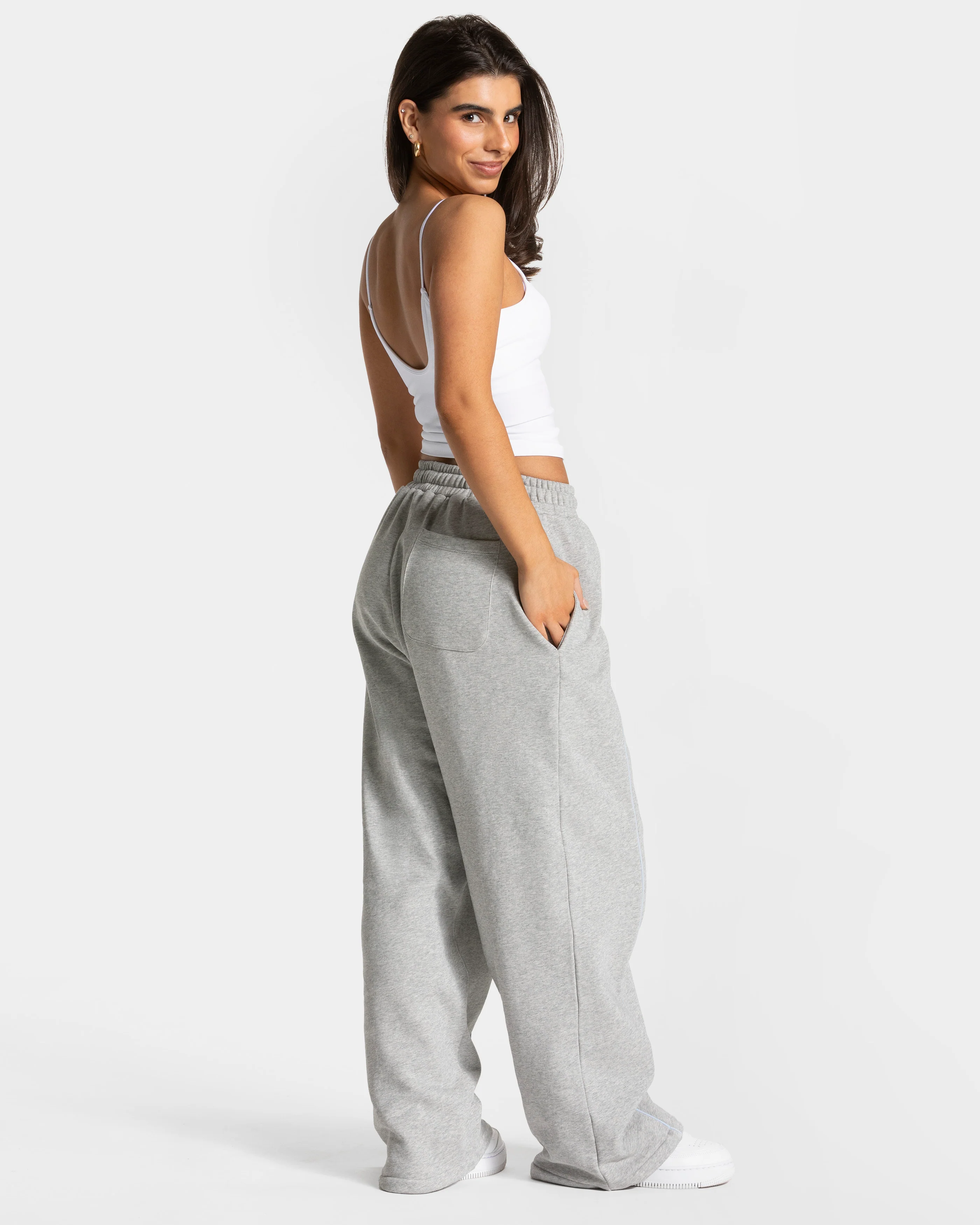 Contrastline Wide Leg Jogger "Hellgrau" - Image 5