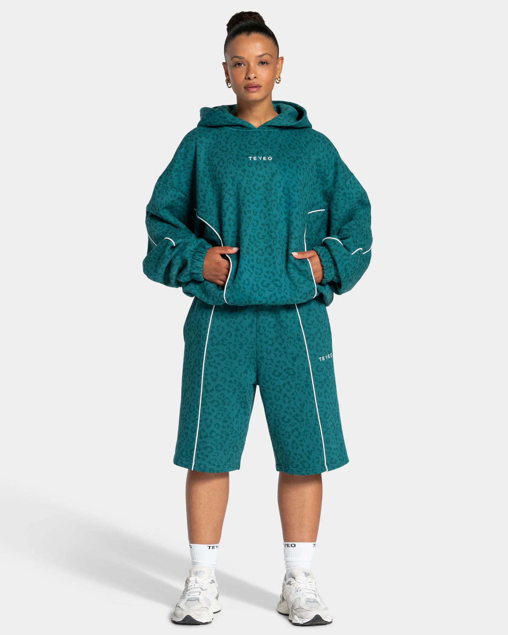 Contrastline Hooded Sweater "Leo Petrol" - Image 3
