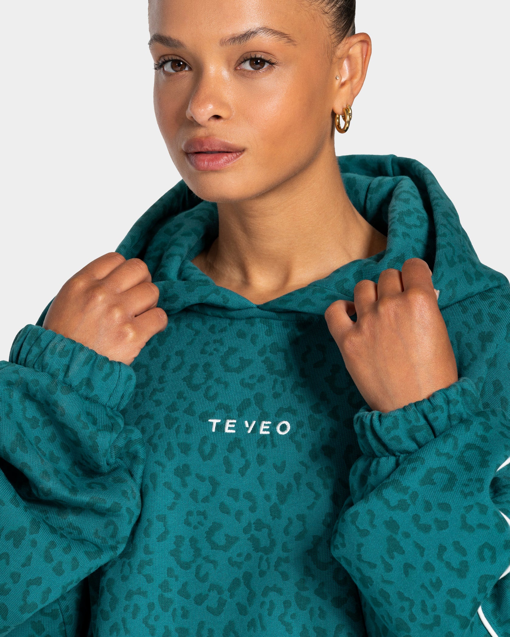 Contrastline Hooded Sweater "Leo Petrol" - Image 4