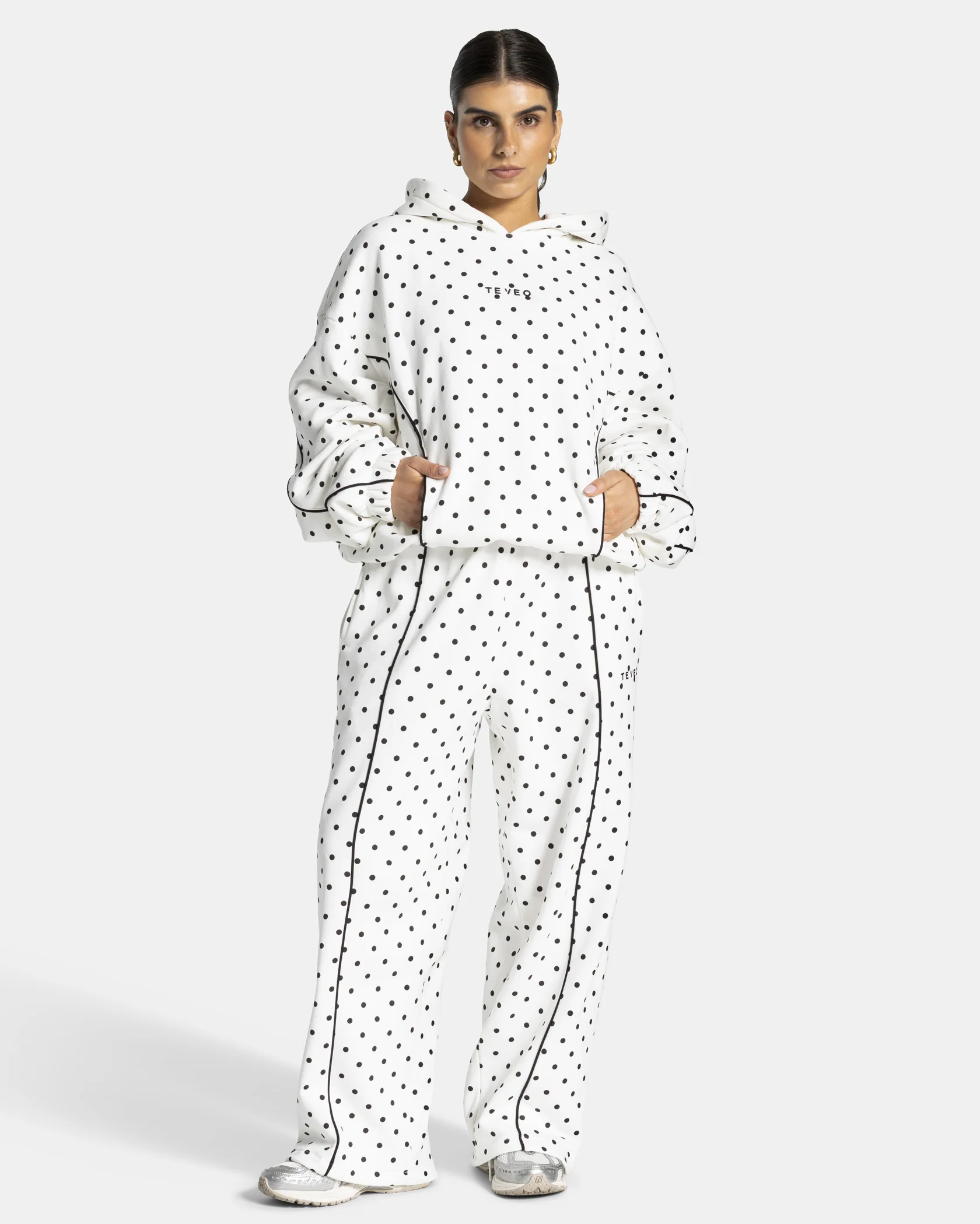 Contrastline Hooded Sweater "Polkadot Weiß" - Image 3