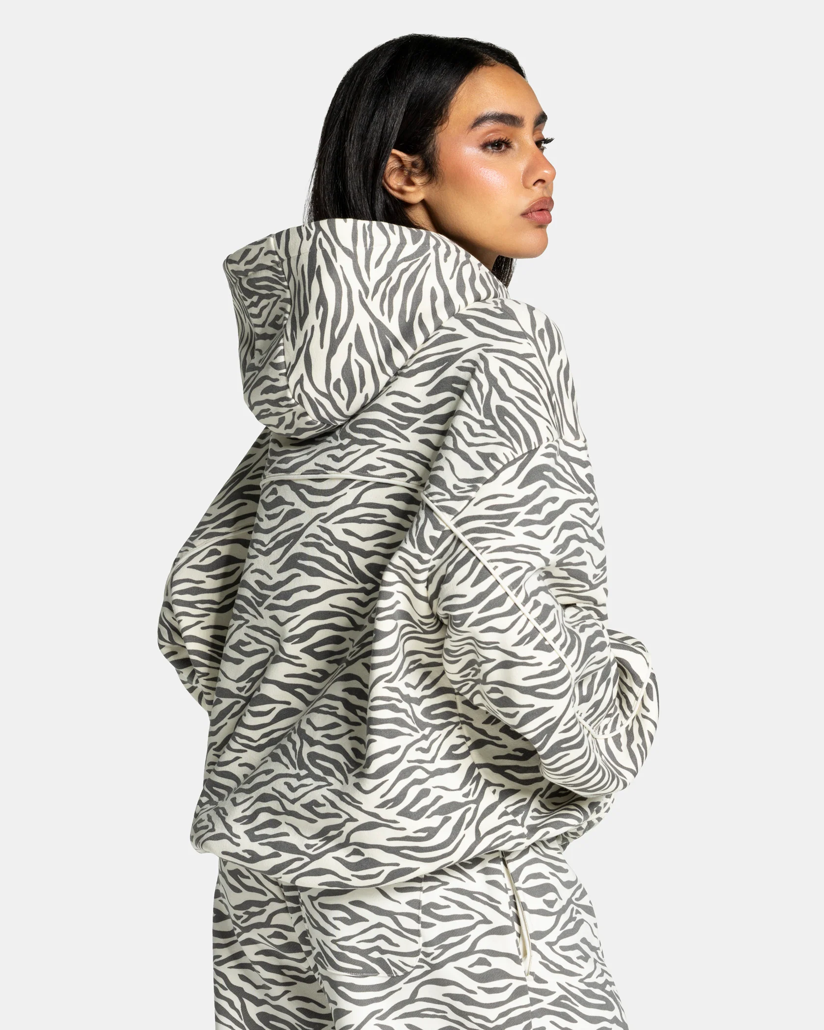 Contrastline Hooded Sweater "Zebra Off White" - Image 2