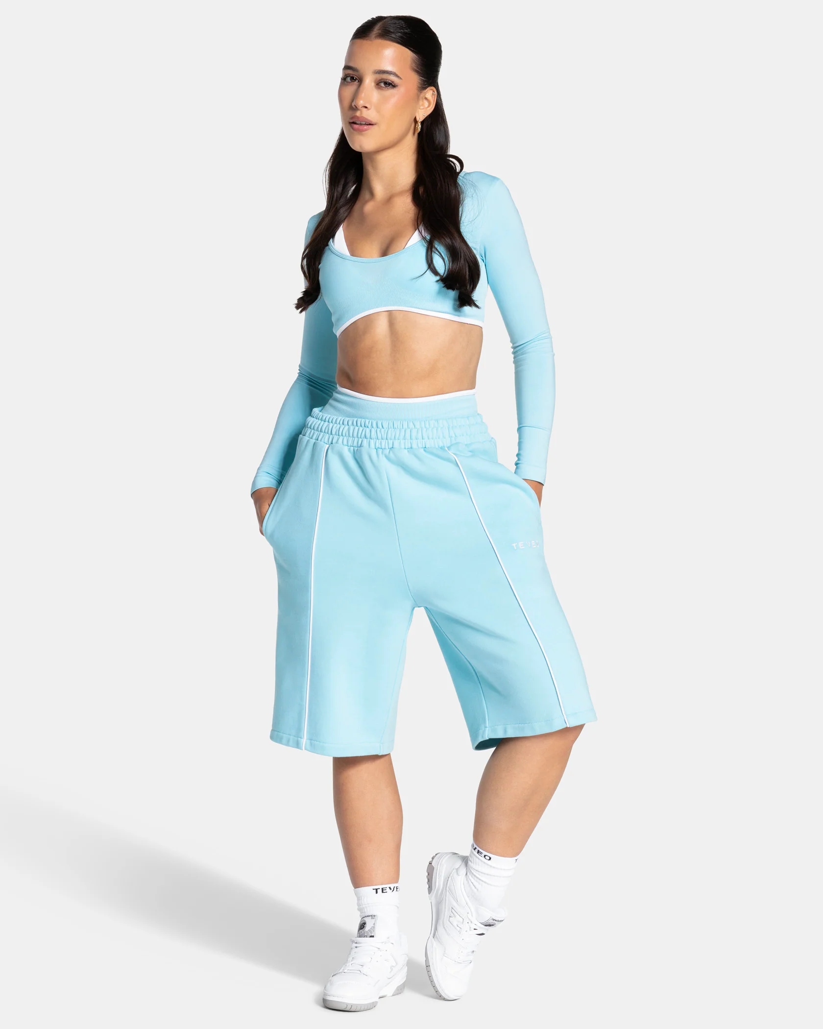 Contrastline Oversized Jorts "Arctic Blue" - Image 3