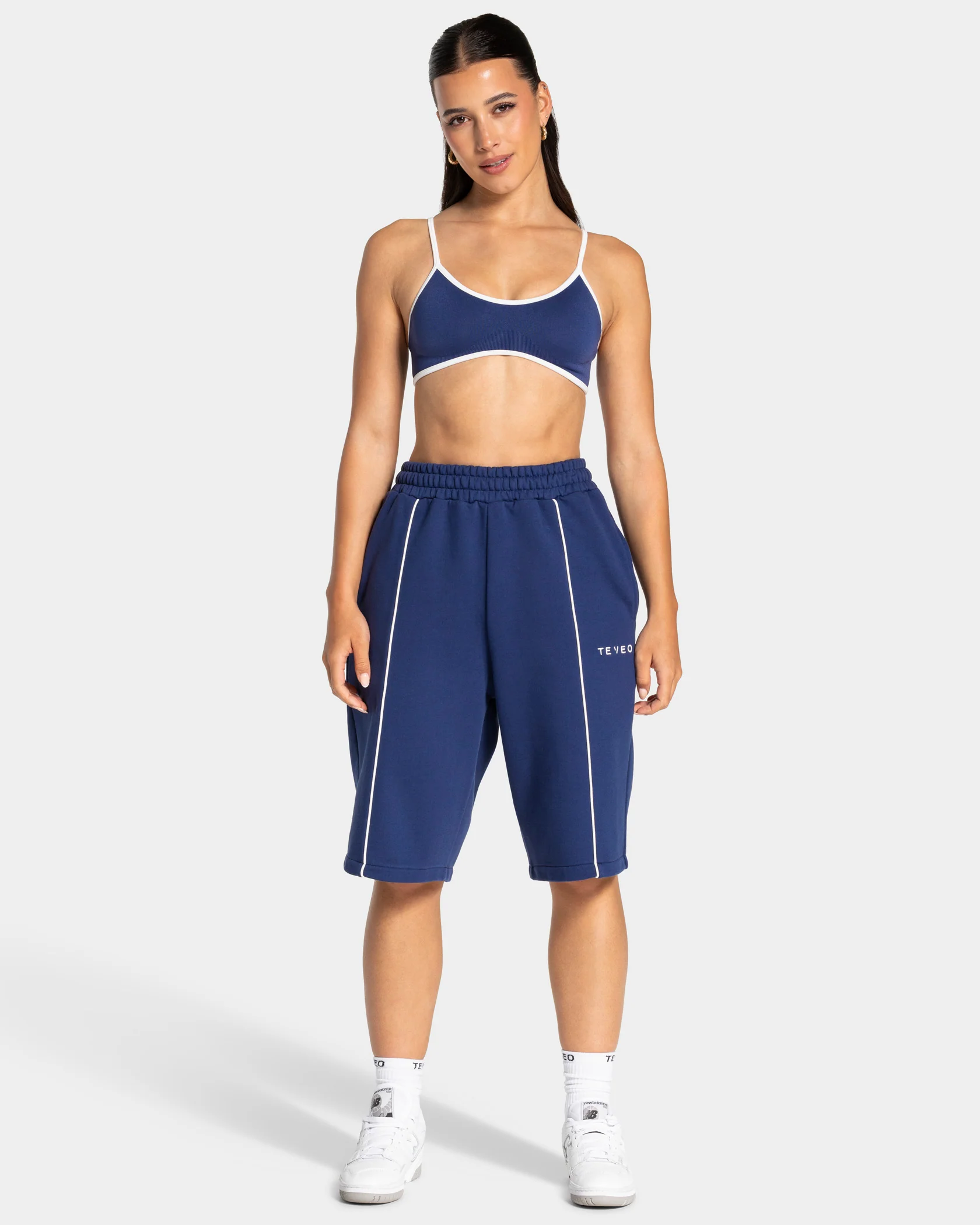 Contrastline Oversized Jorts "Indigo" - Image 3