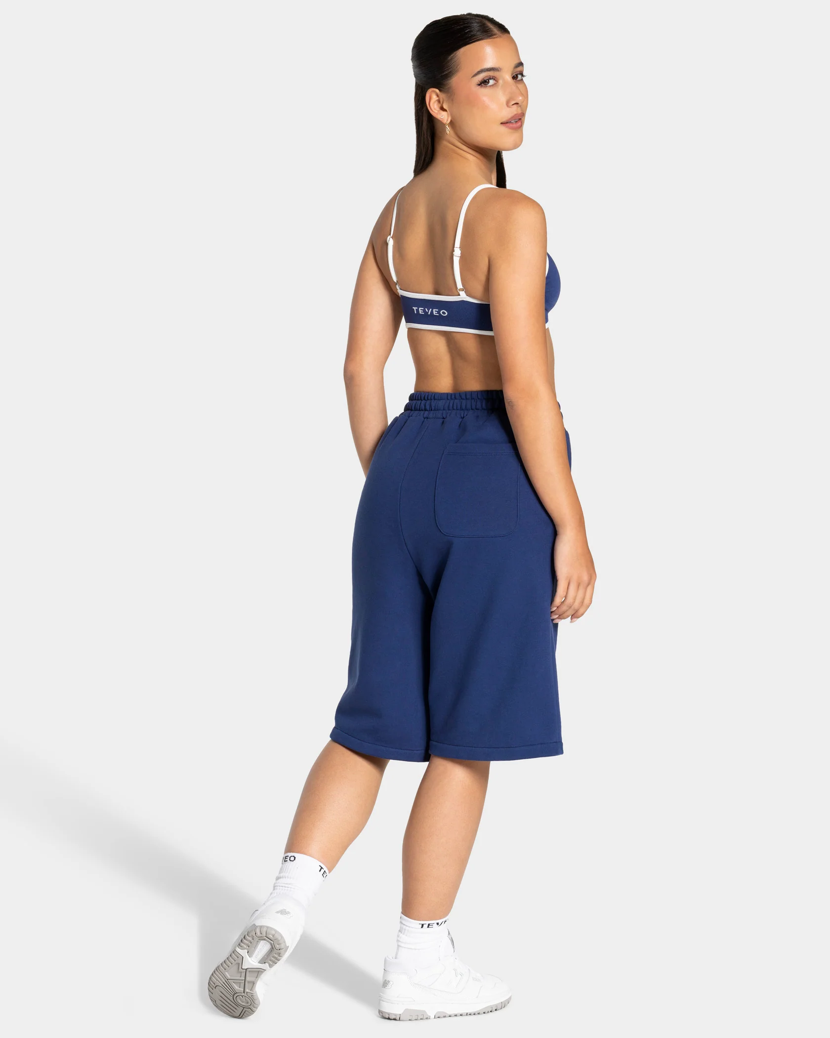 Contrastline Oversized Jorts "Indigo" - Image 5