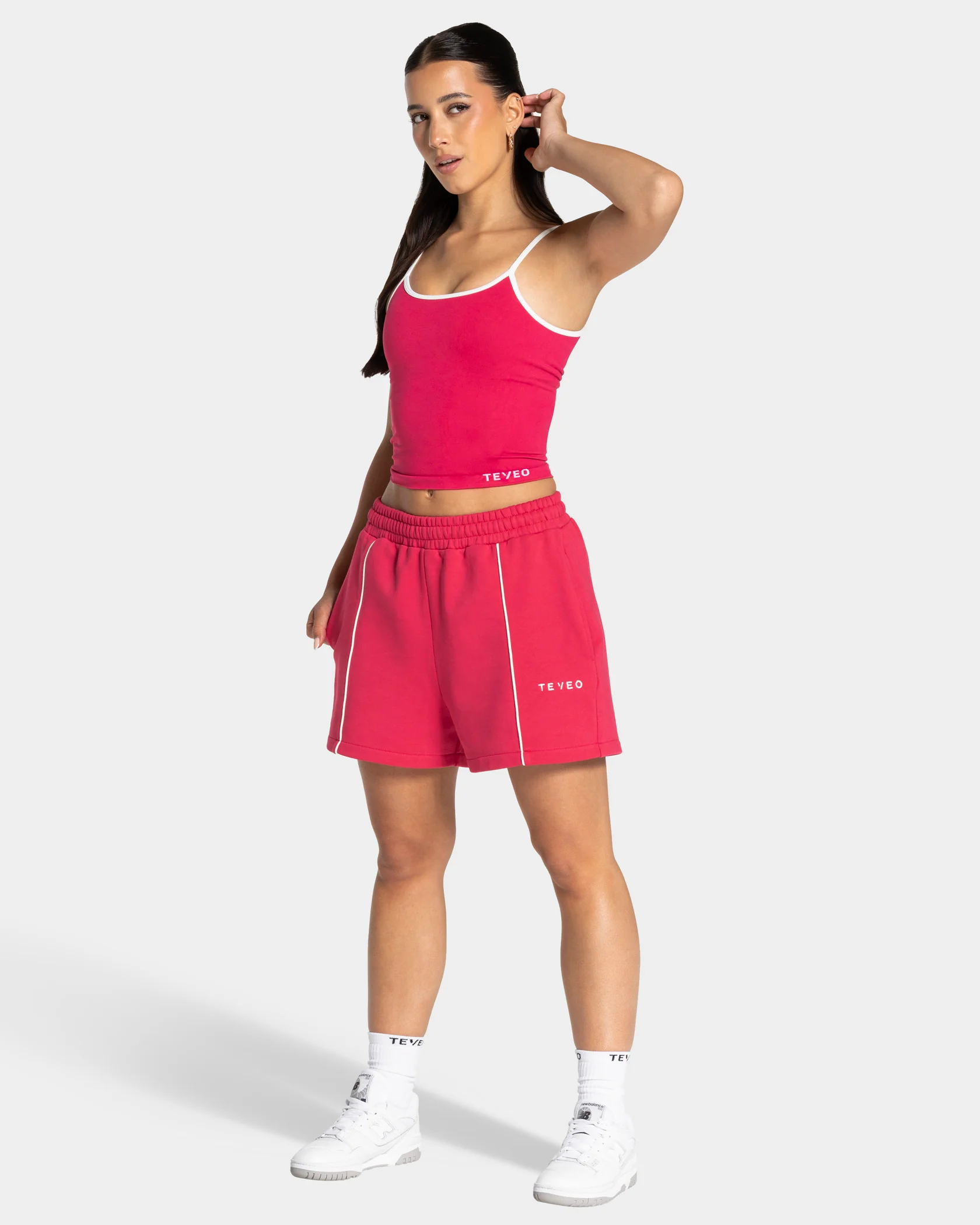 Contrastline Oversized Shorts "Berry" - Image 3
