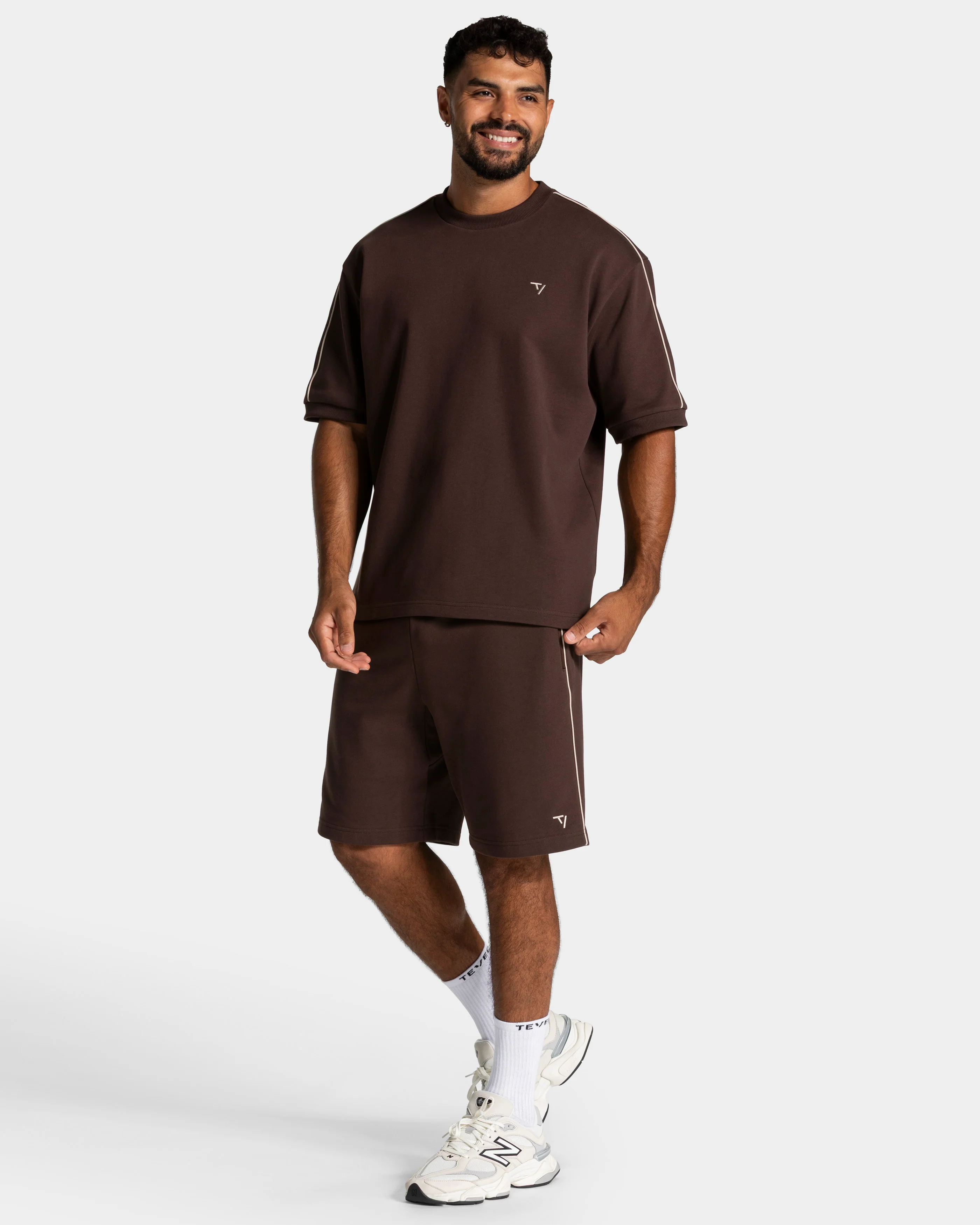 Contrastline Oversized T-Shirt "Espresso" - Image 3