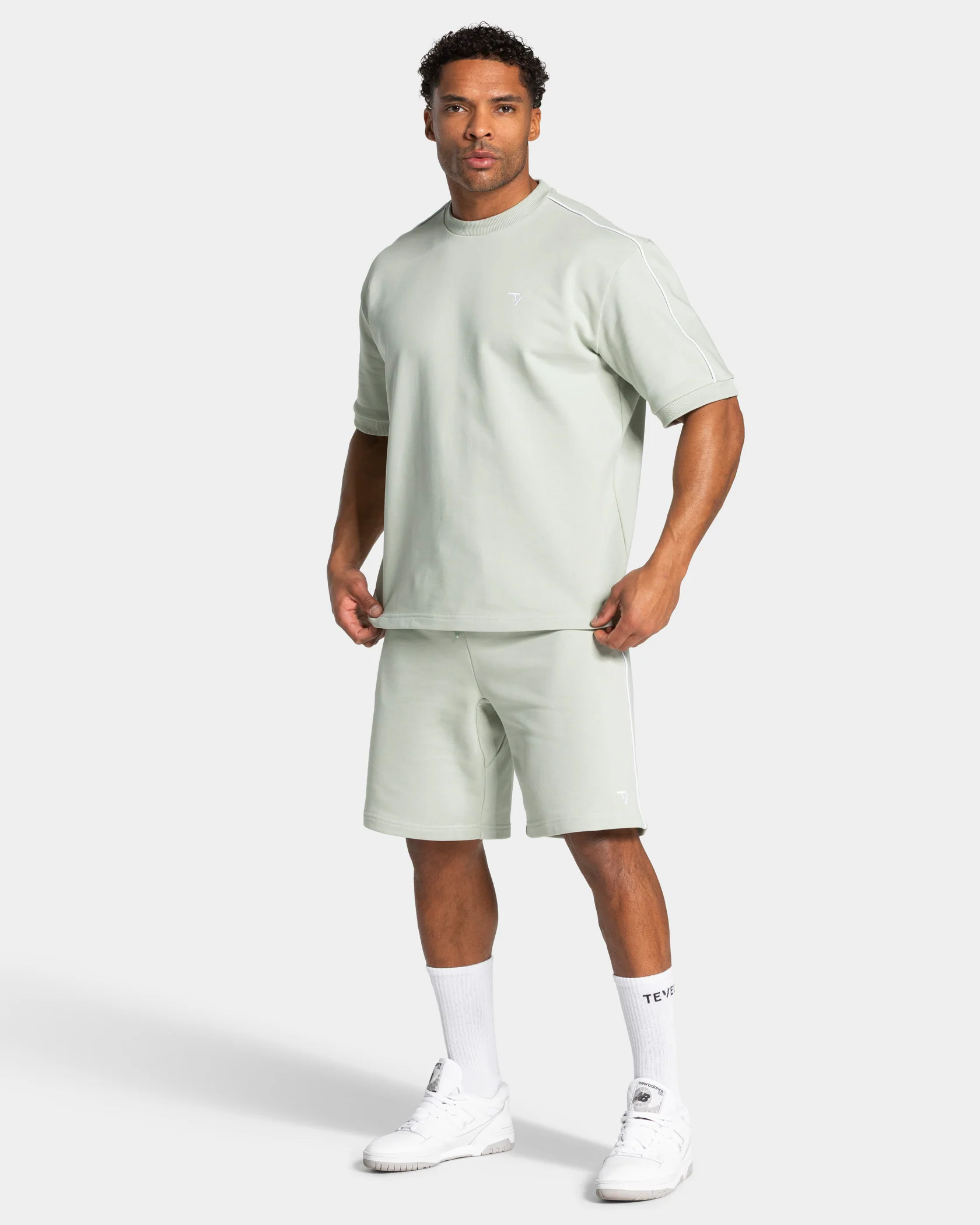 Contrastline Oversized T-Shirt "Pistachio" - Image 3