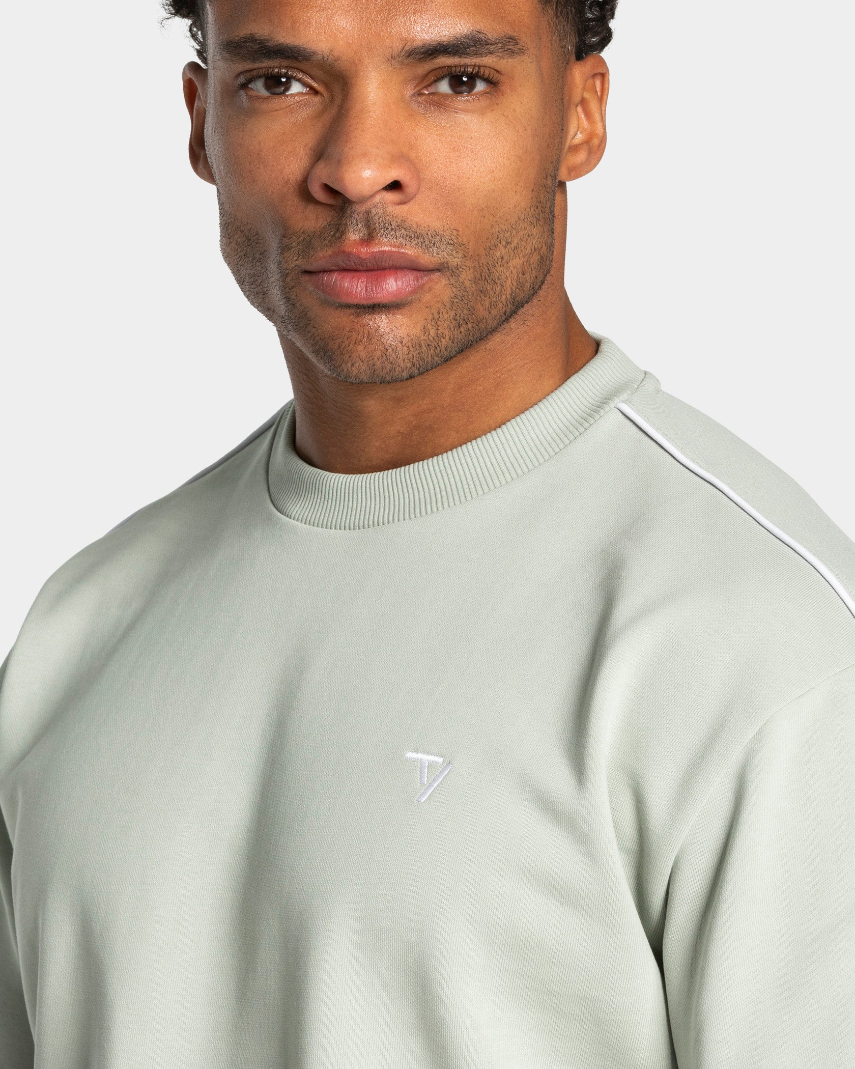 Contrastline Oversized T-Shirt "Pistachio" - Image 4