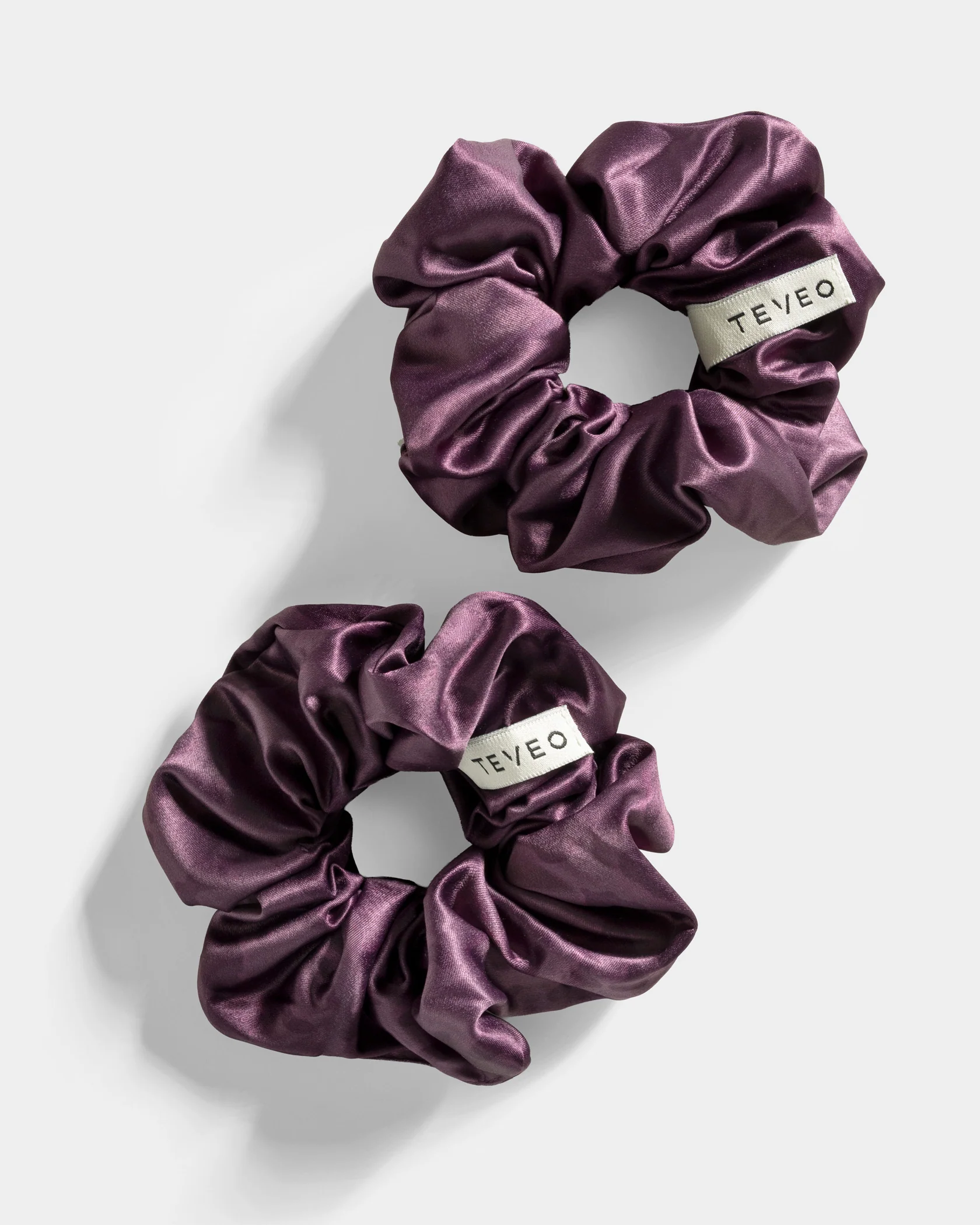 Contrastline Scrunchies (2er-Pack) "Leo - Blackberry" - Image 2