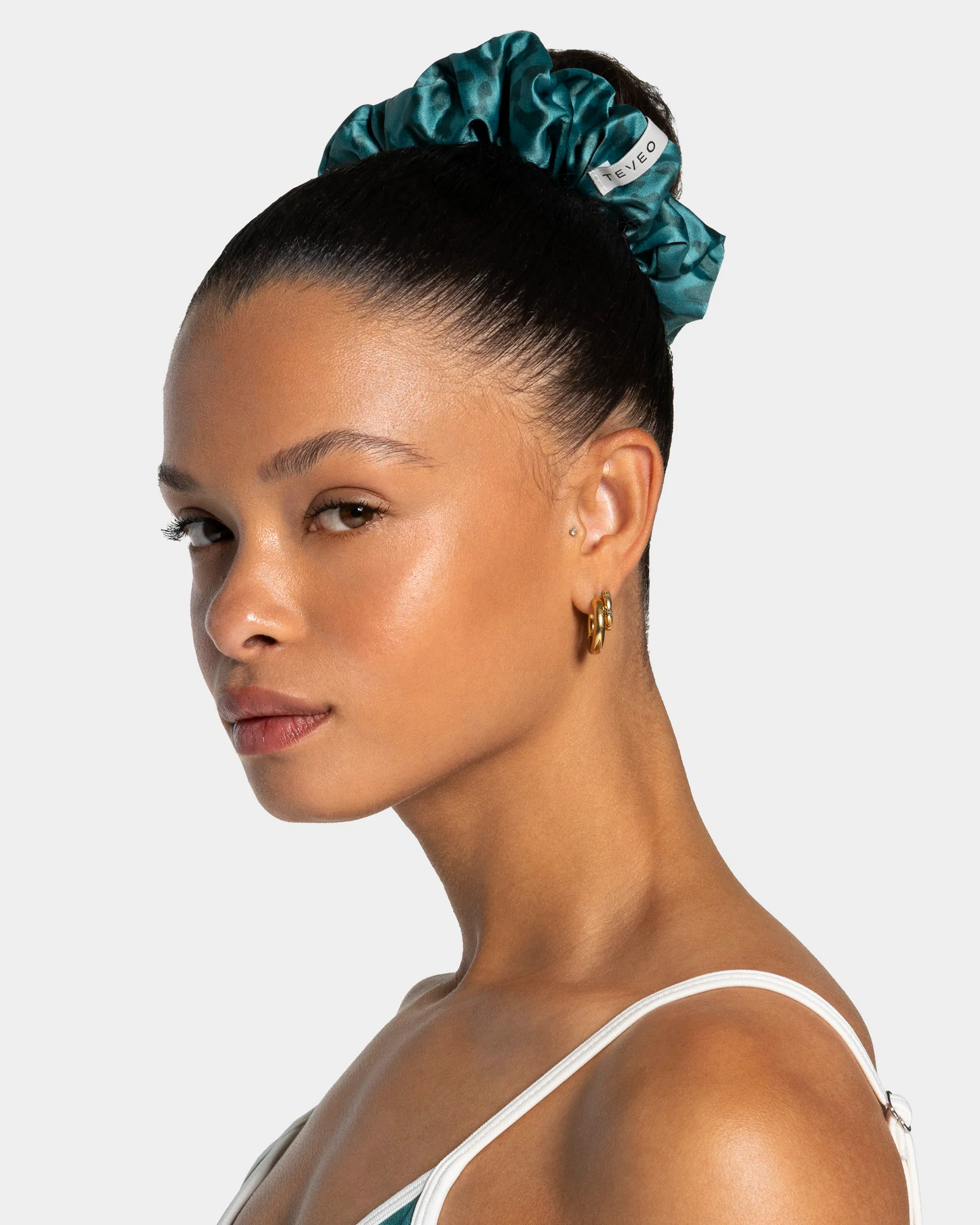 Contrastline Scrunchies (2er-Pack) "Leo - Petrol" - Image 3