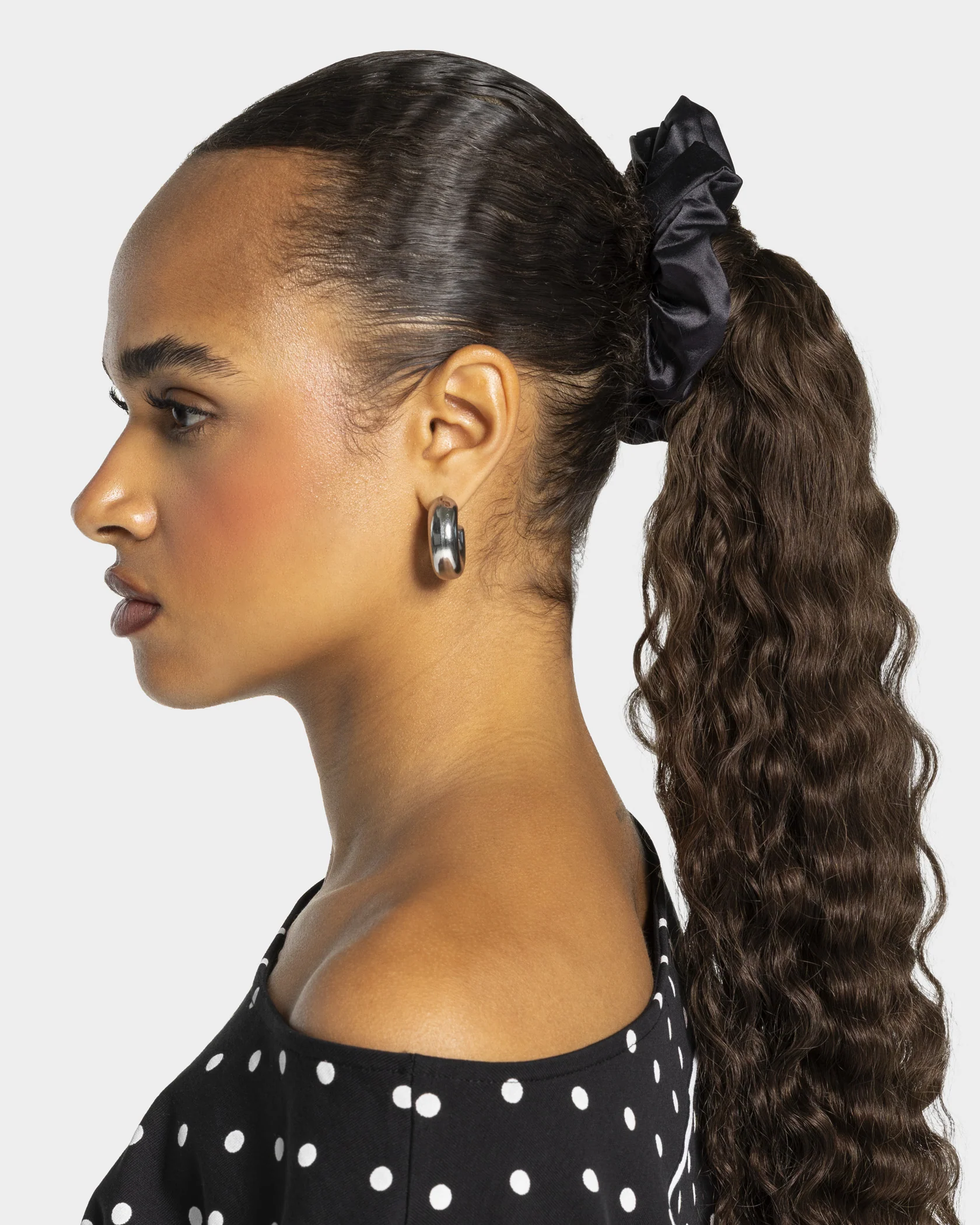 Contrastline Scrunchies (2er-Pack) "Polkadot - Schwarz" - Image 3