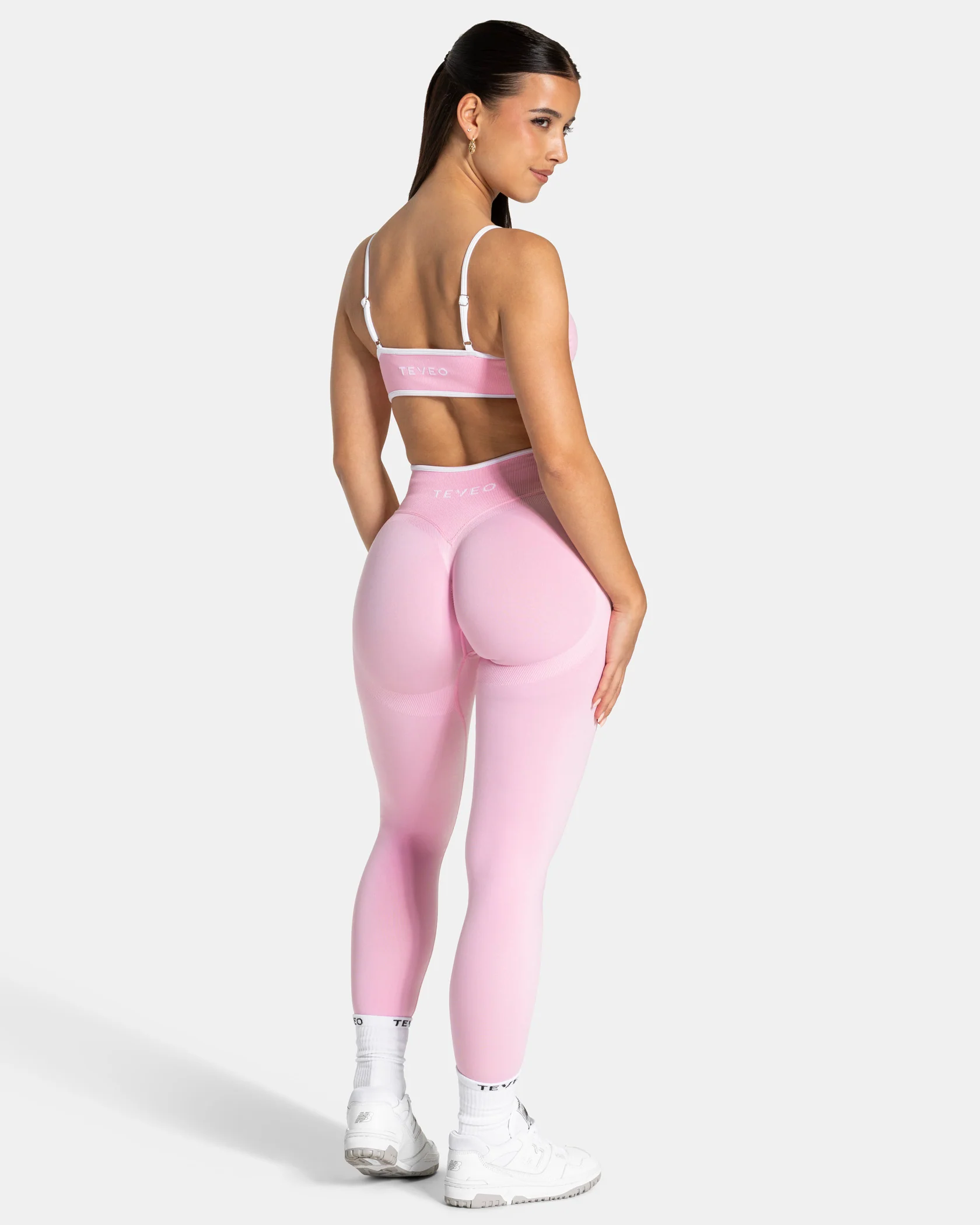 Contrastline Sculpt Scrunch Leggings "True Pink" - Image 5