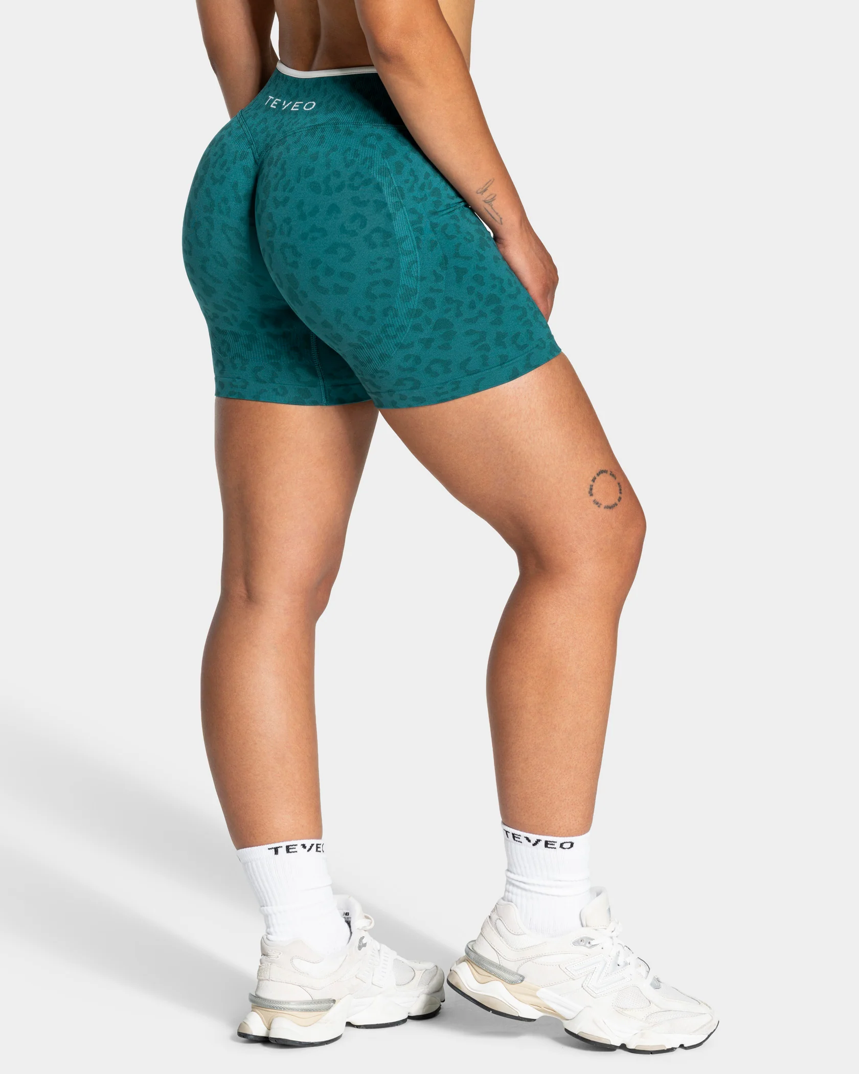 Contrastline Shorts "Leo Petrol" - Image 2