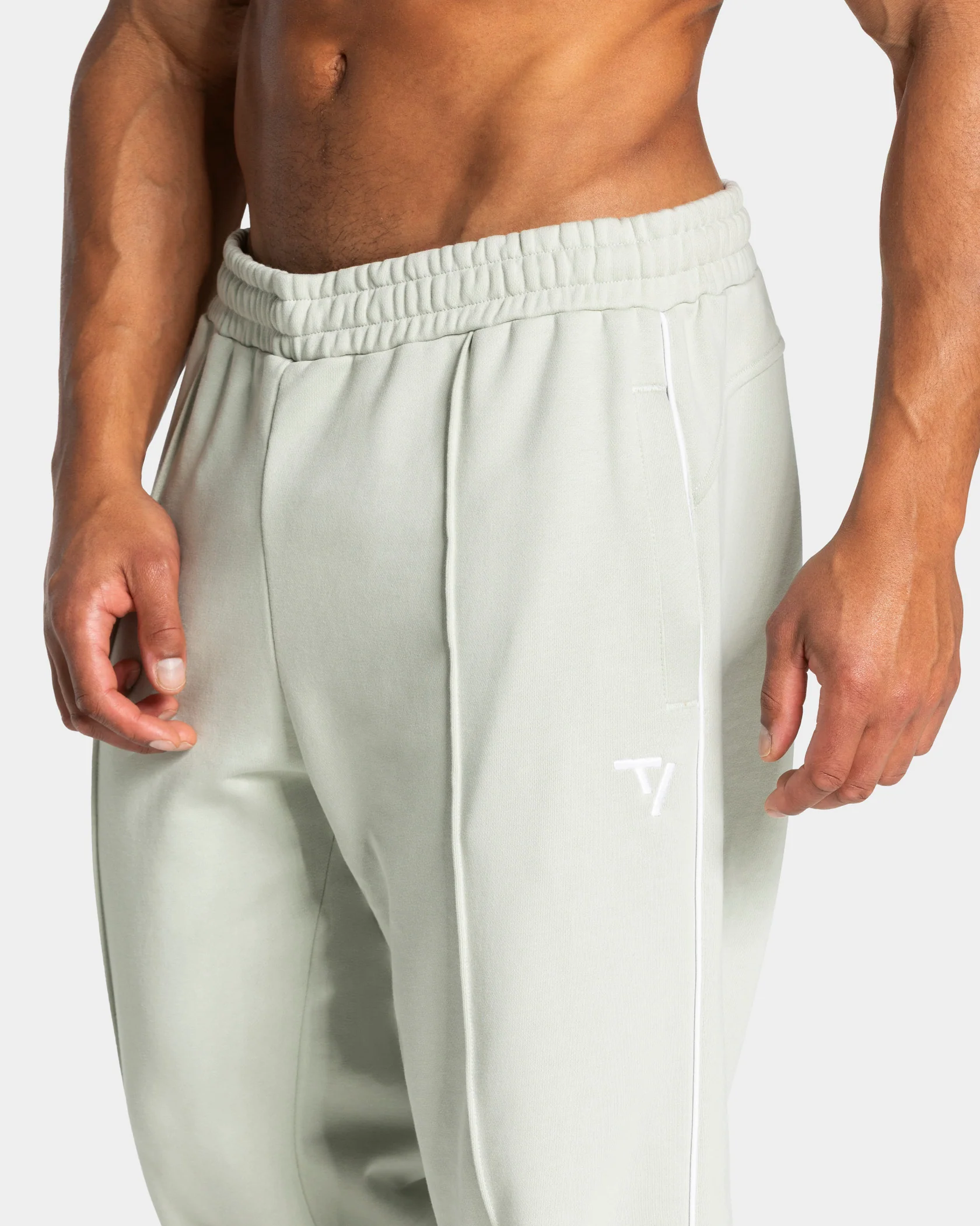 Contrastline Straight Leg Jogger "Pistachio" - Image 4