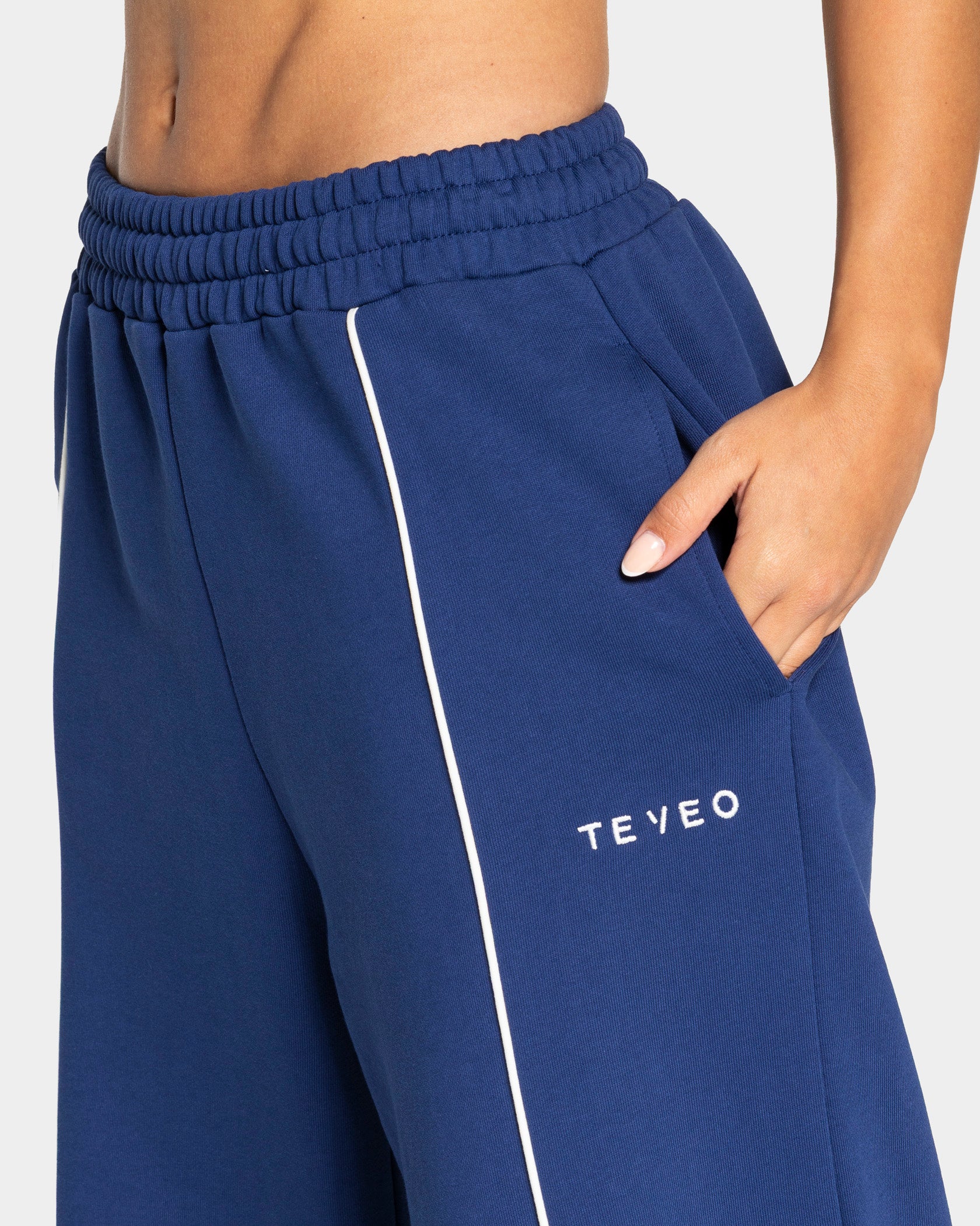 Contrastline Wide Leg Jogger "Indigo" - Image 4