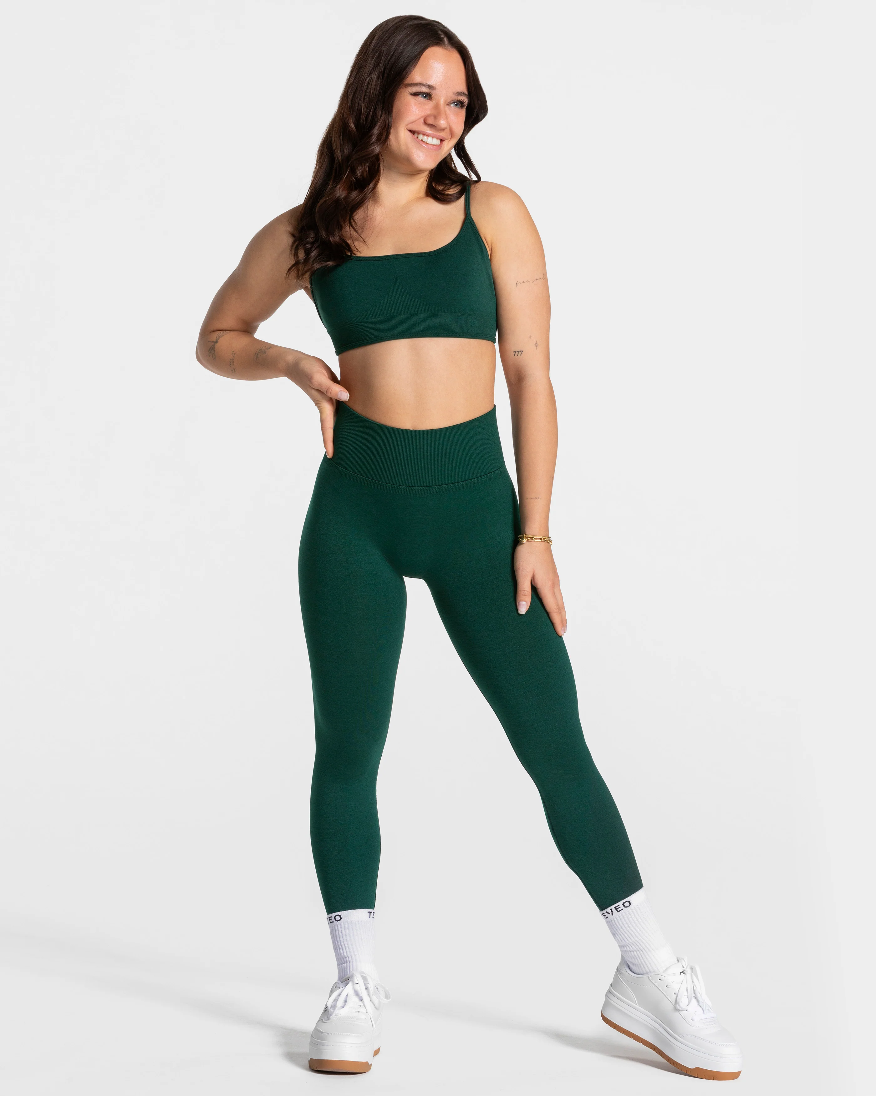 Femme Backless Bh "Dunkelgrün" - Image 3