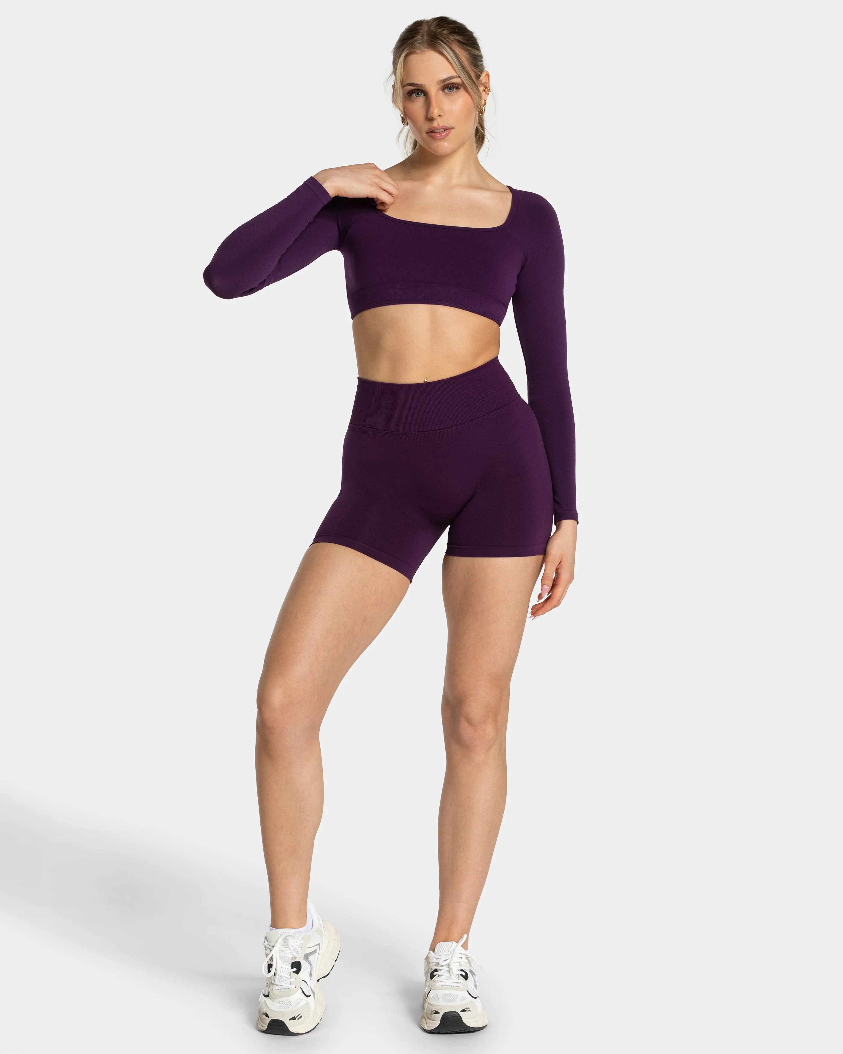 Femme Sculpt Scrunch Shorts "Aubergine" - Image 3