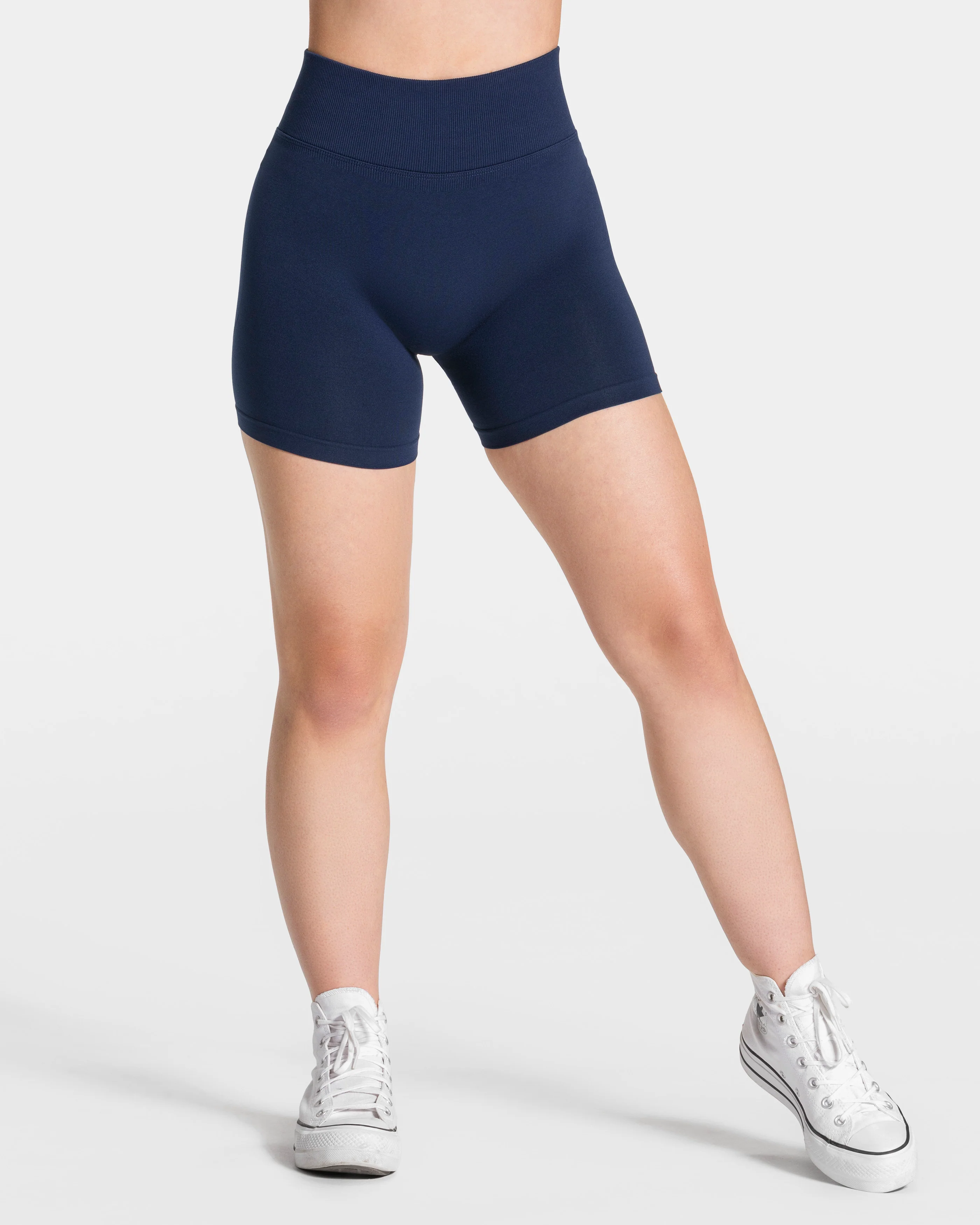 Femme Sculpt Scrunch Shorts "Dunkelblau" - Image 2