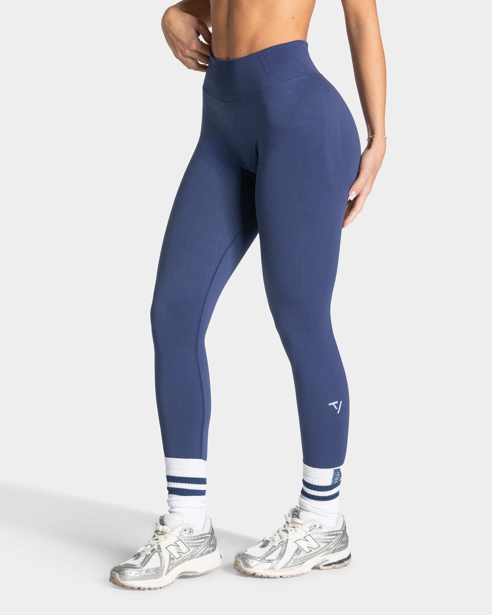 Lift Sculpt Scrunch Leggings "Indigo" - Image 2