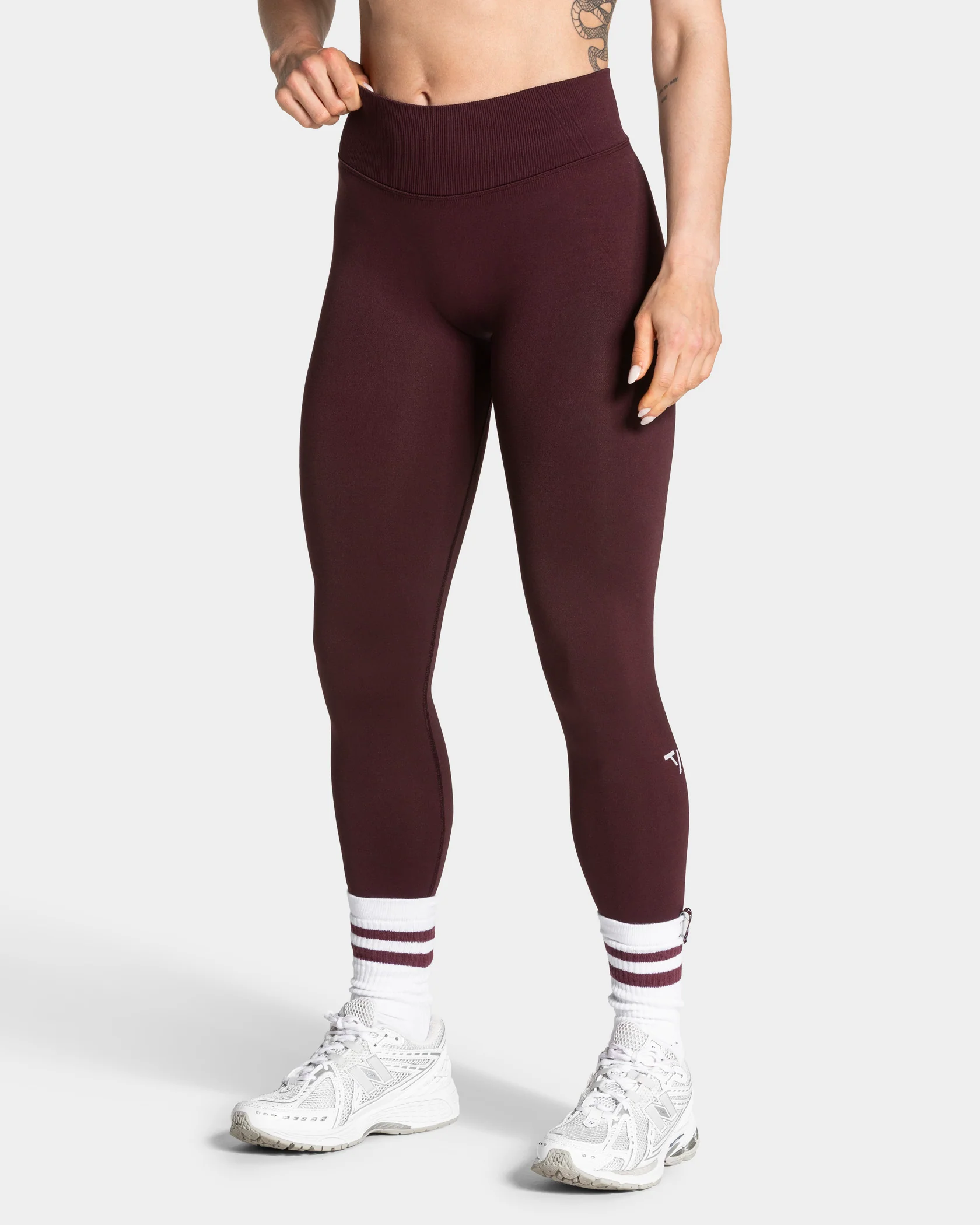 Lift Sculpt Scrunch Leggings "Merlot" - Image 2