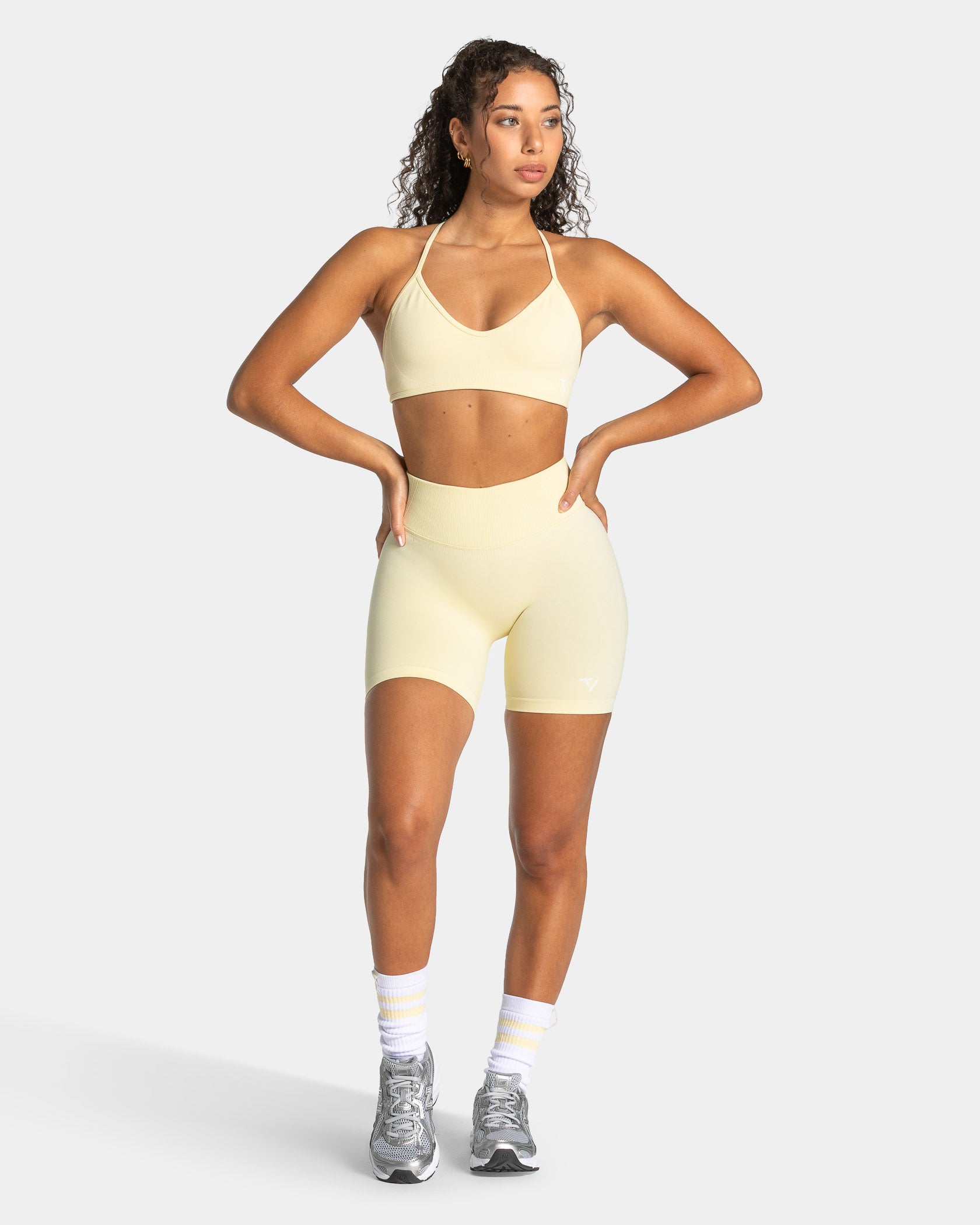 Lift Sculpt Scrunch Shorts "Butter Yellow" - Image 5