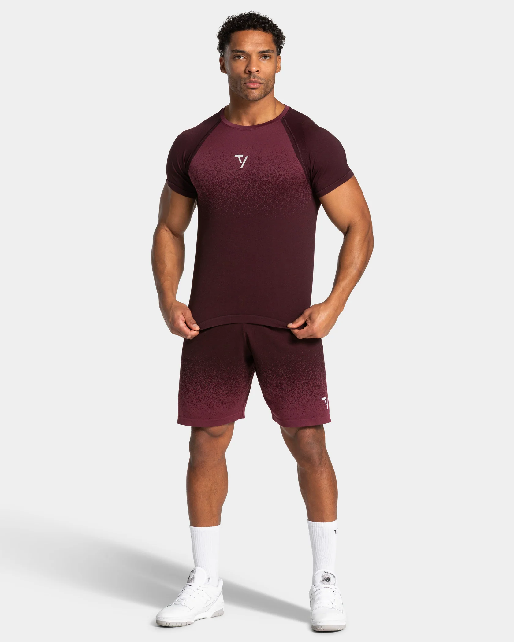 Lift Seamless Shorts "Merlot" - Image 3