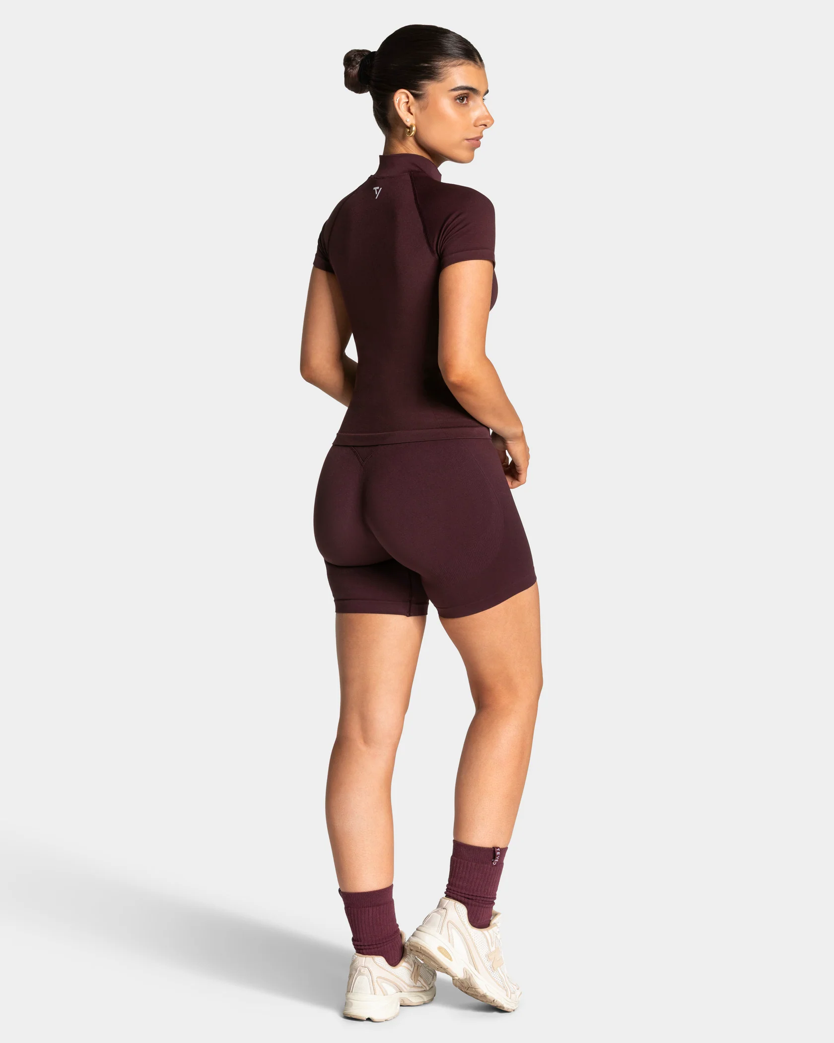 Lift Zip Shortsleeve "Merlot" - Image 5