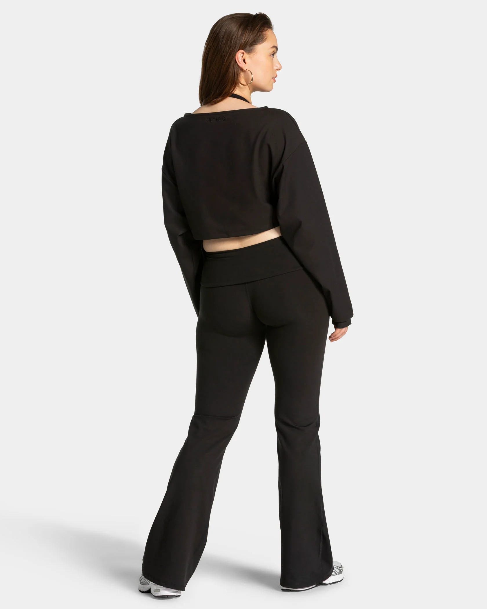 Mellow Cropped Longsleeve "Schwarz" - Image 5