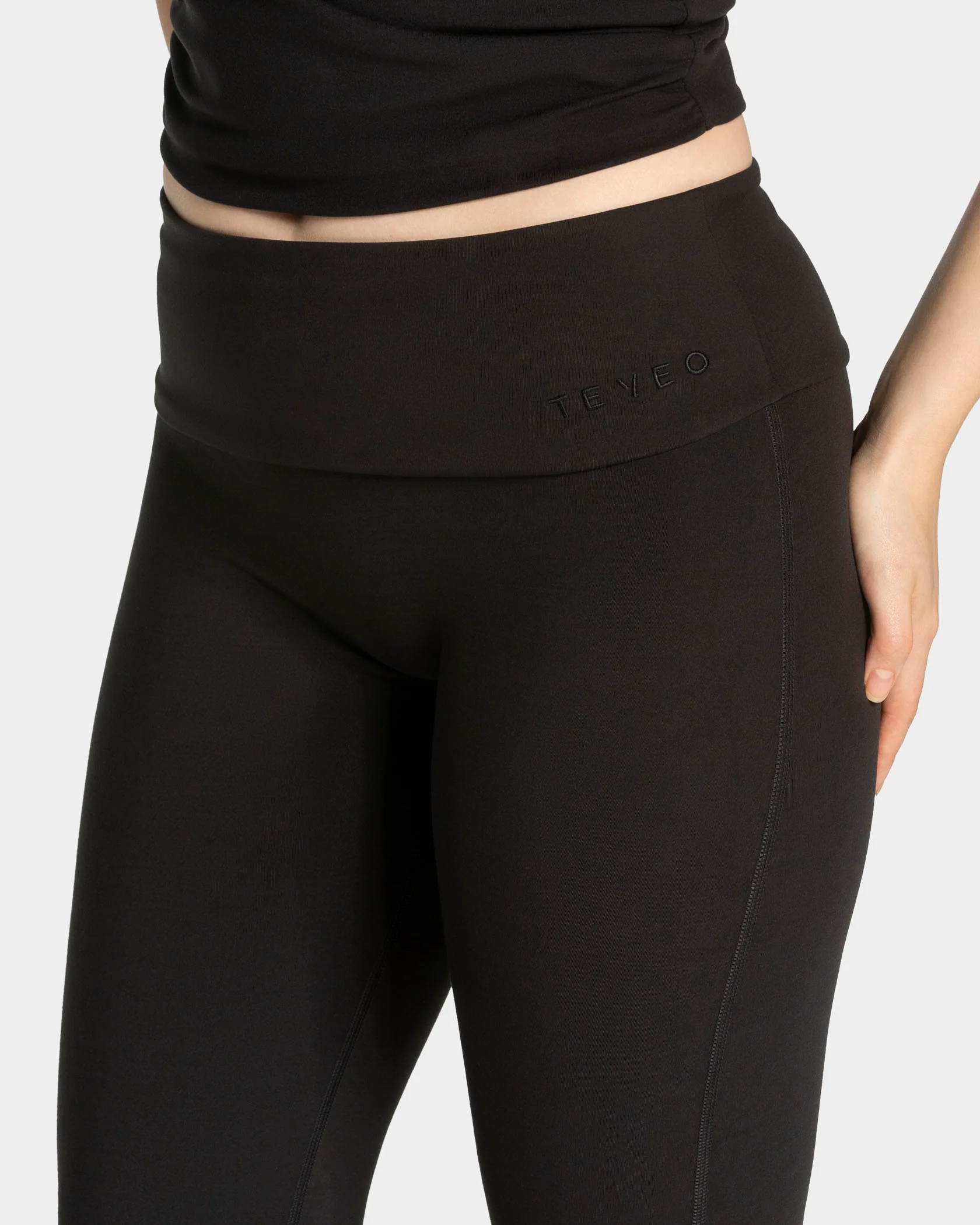 Mellow Fold Over Flared Leggings Regular "Schwarz" - Image 4