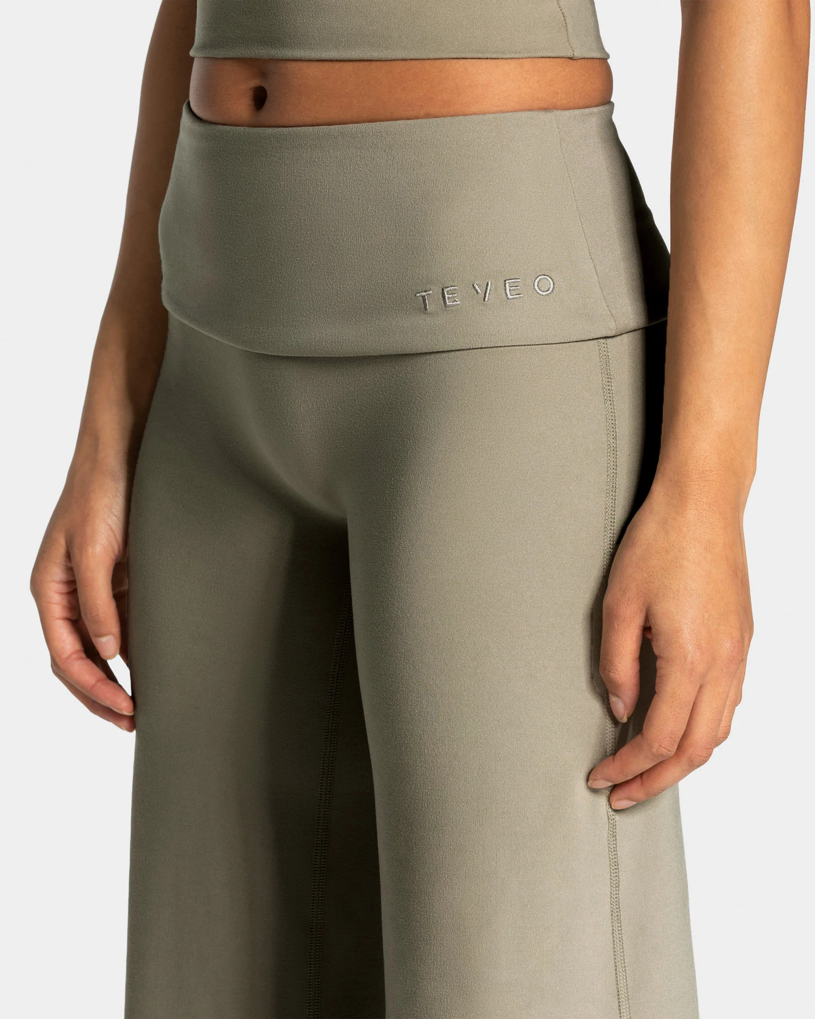 Mellow Fold Over Straight Leg Pants Regular "Khaki" - Image 5