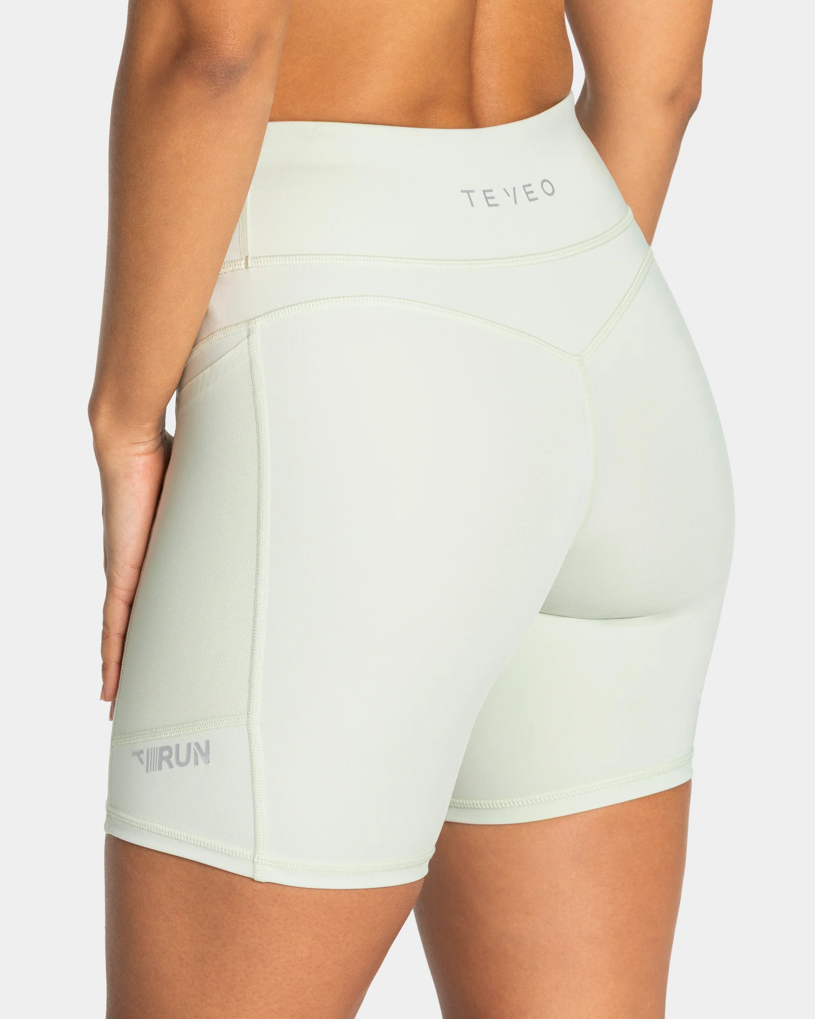 RUN Shorts "Ice Mint" - Image 4