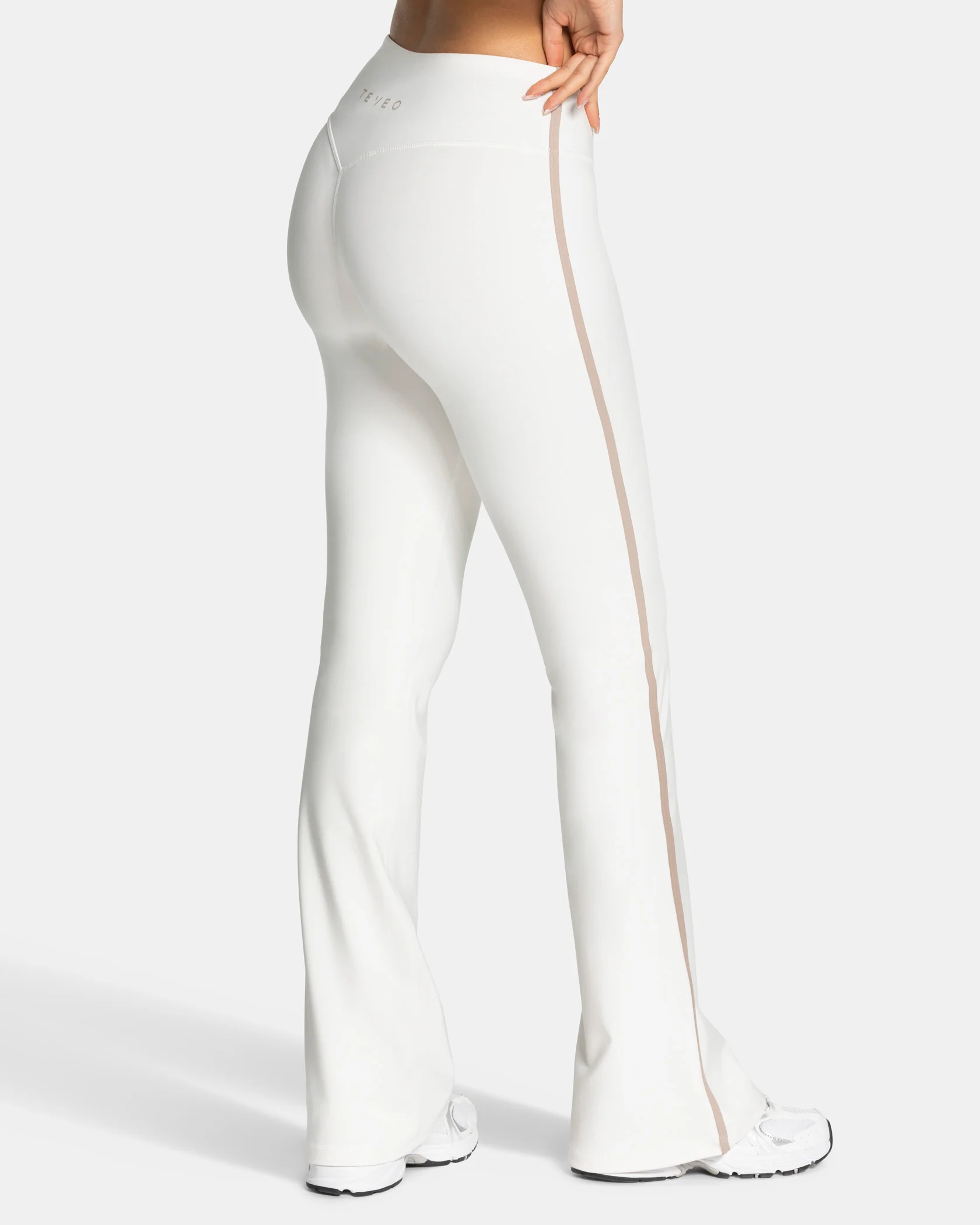 Soft Flared Leggings Tall "Off White" - Image 2