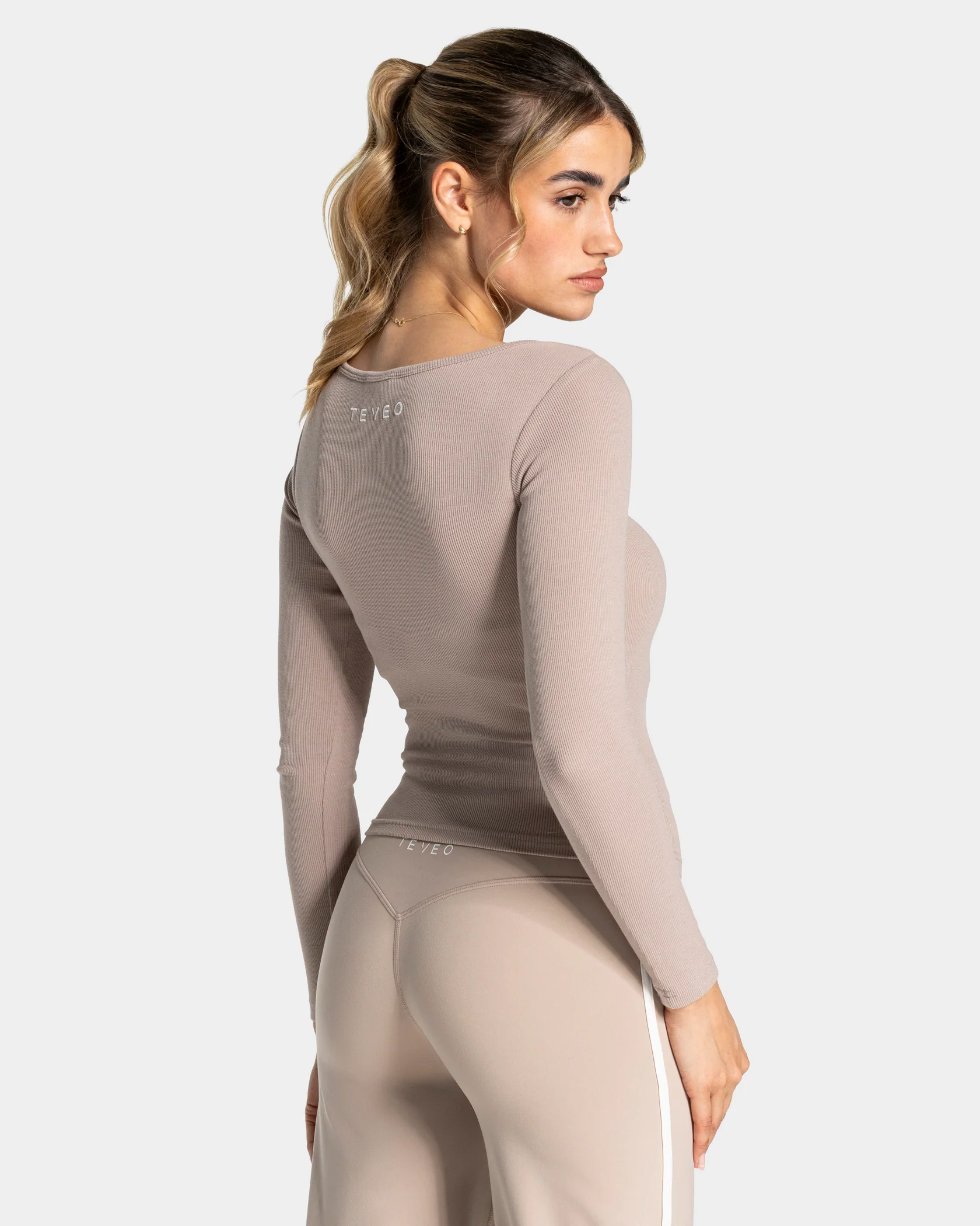 Soft Ribbed Longsleeve "Cappuccino" - Image 2