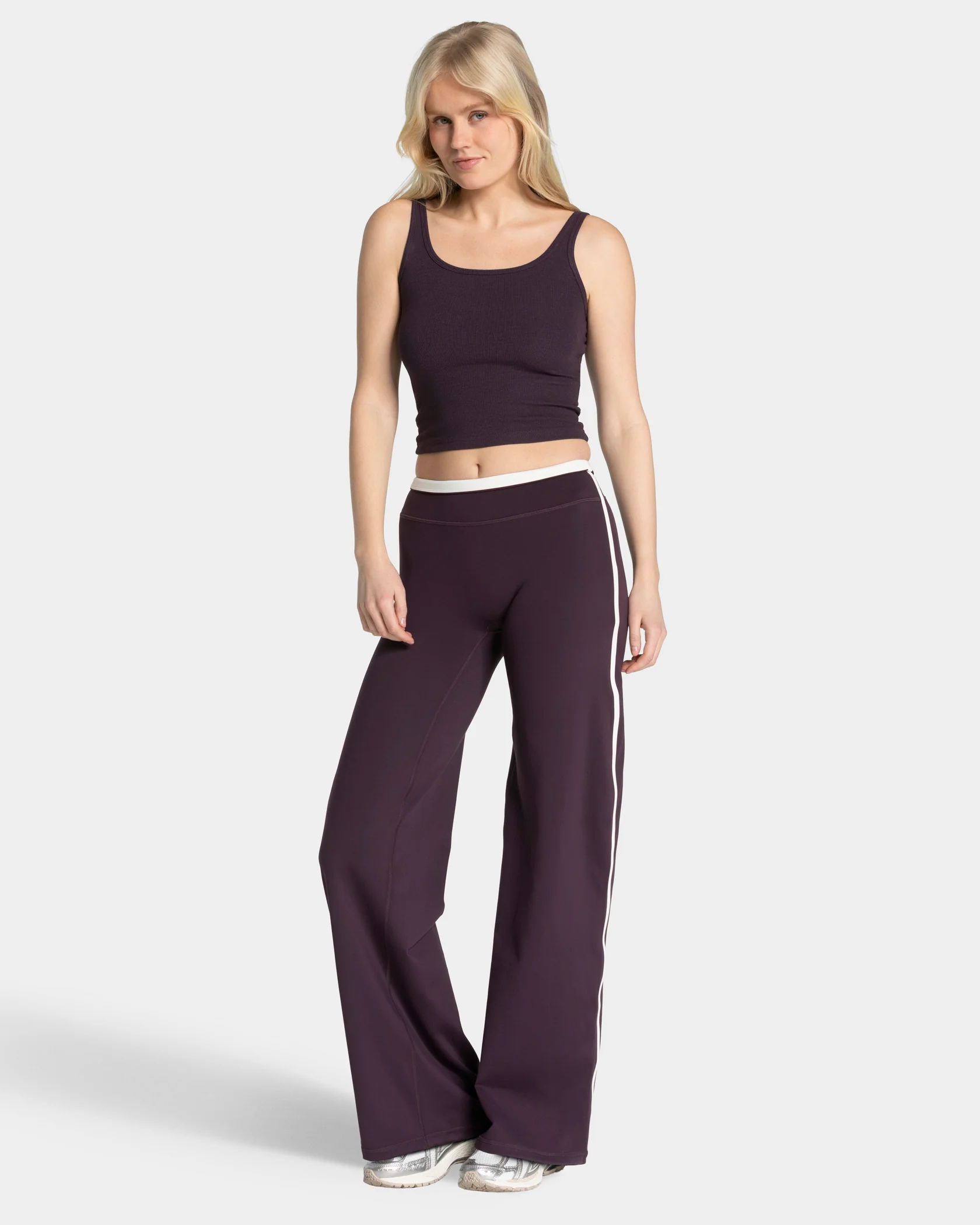 Soft Straight Leg Pants Regular "Blackberry" - Image 3