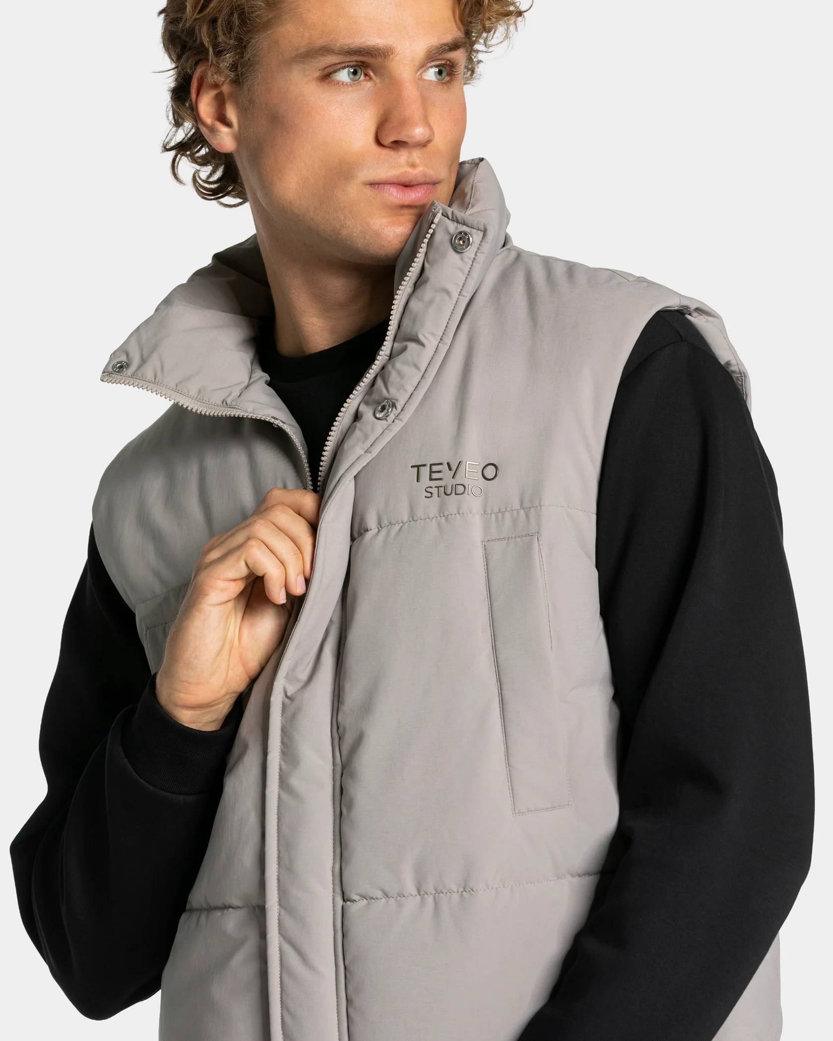 Studio Puffer Weste "Smoke" - Image 4