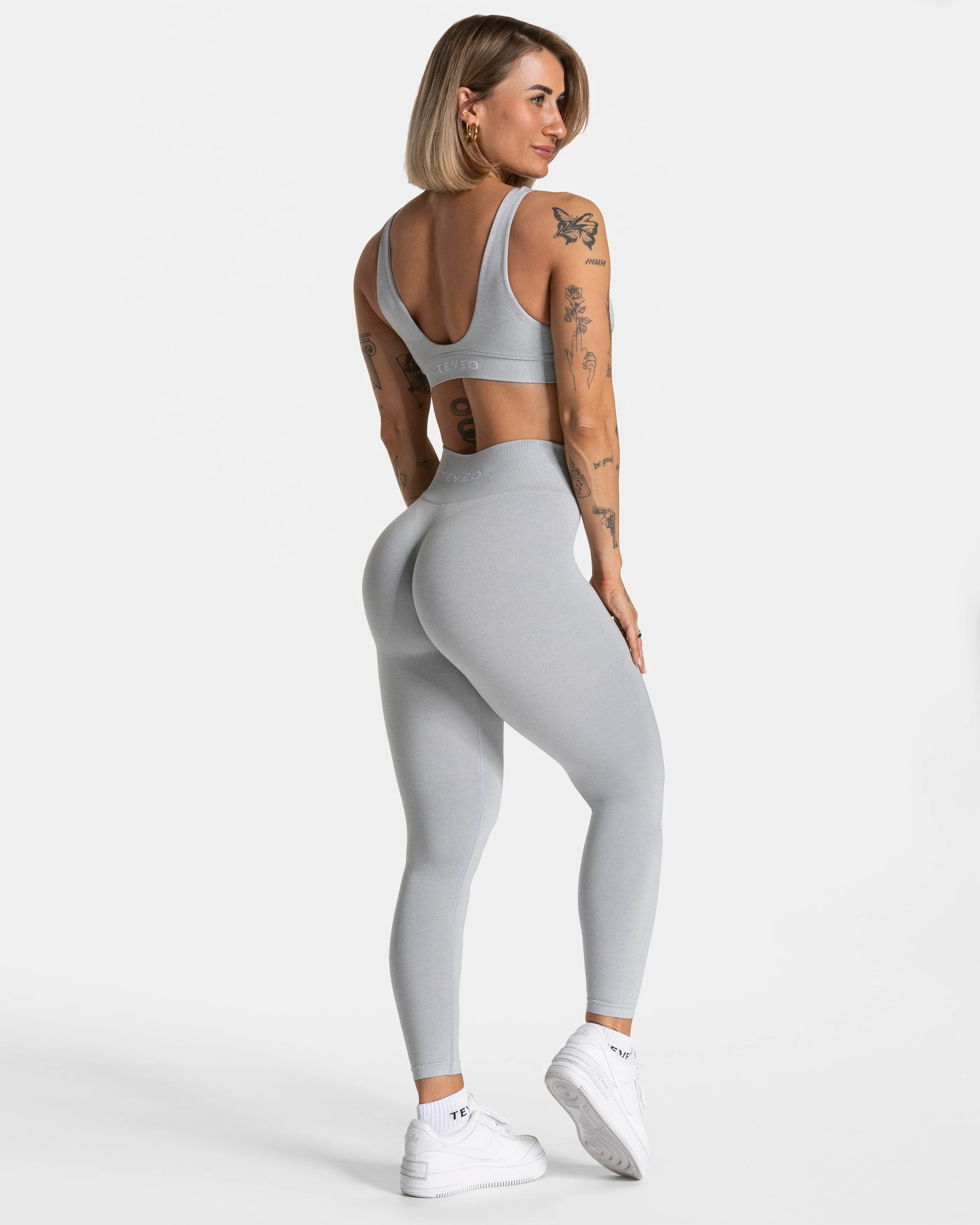 Timeless Pro Covert Scrunch Leggings "Hellgrau" - Image 5