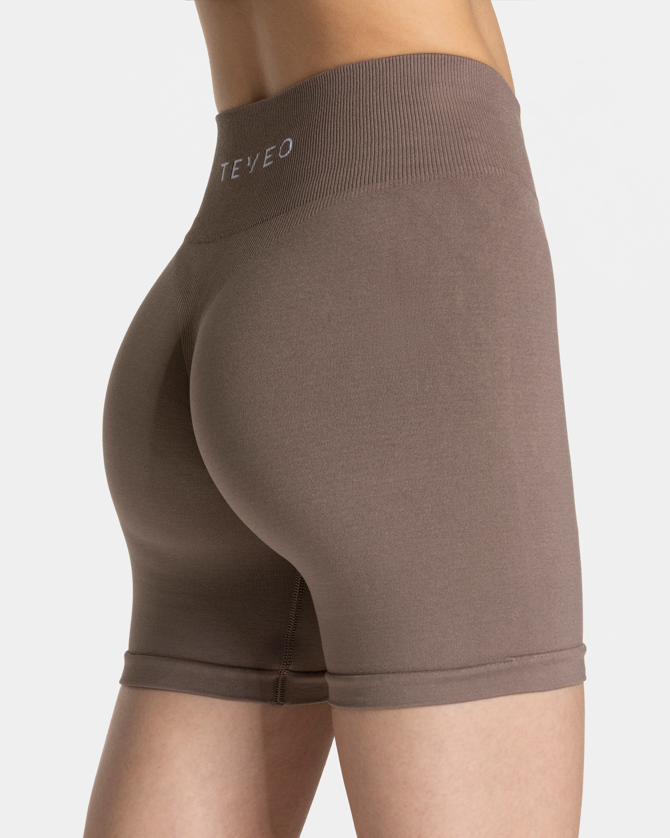 Timeless Pro Covert Scrunch Shorts  "Mokka" - Image 4