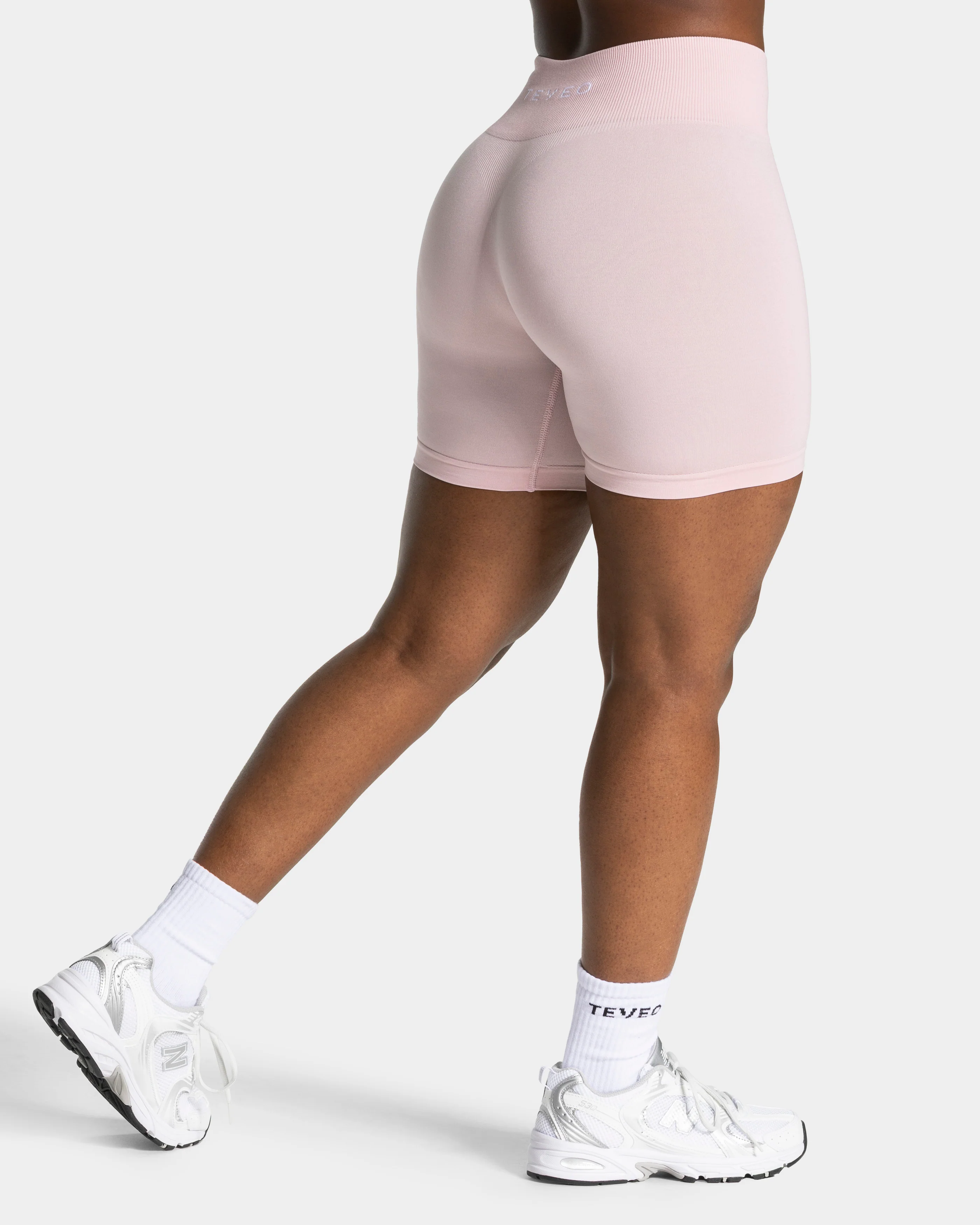 Timeless Pro Shorts "Rosa" - Image 2