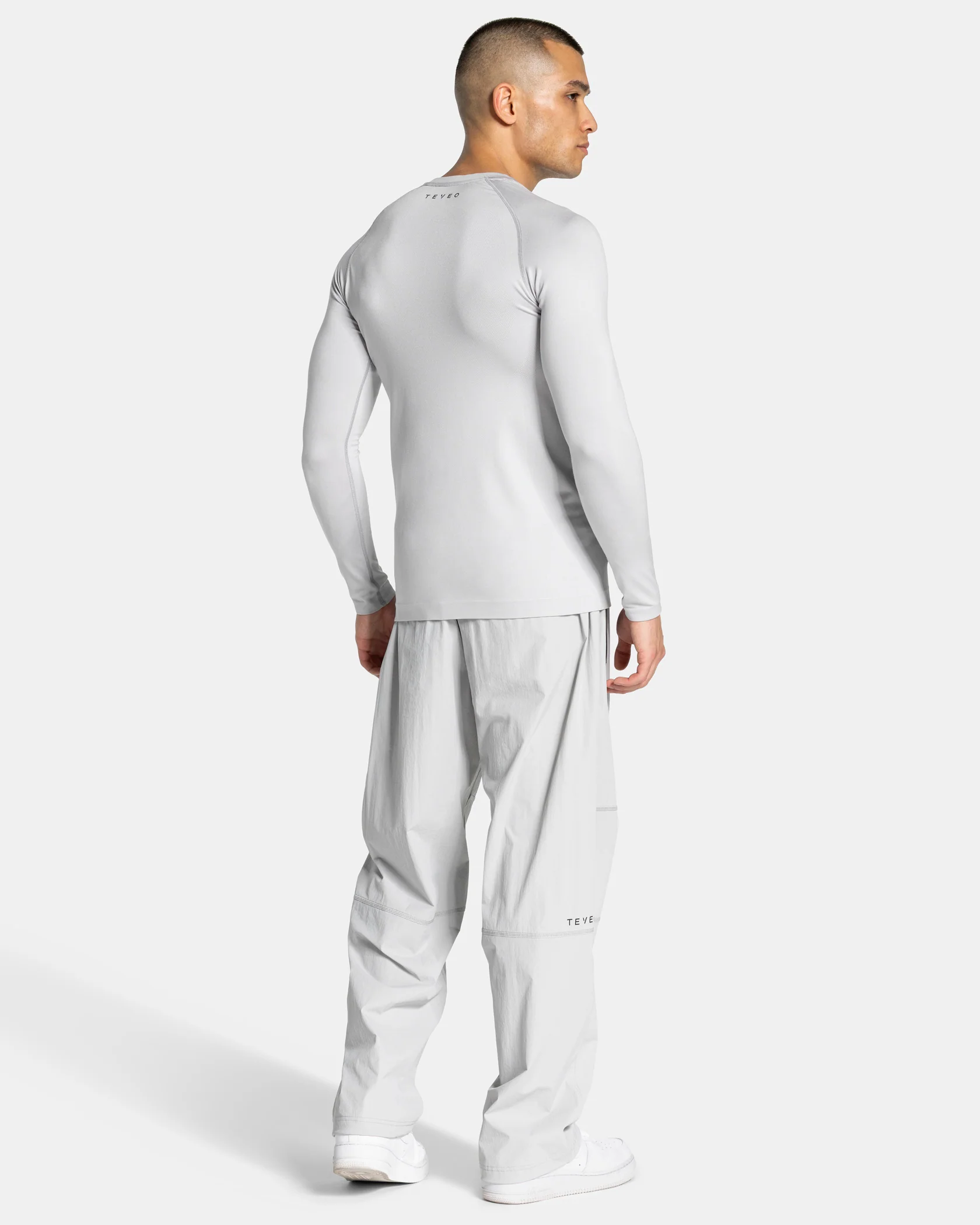Workout Seamless Longsleeve "Hellgrau" - Image 5