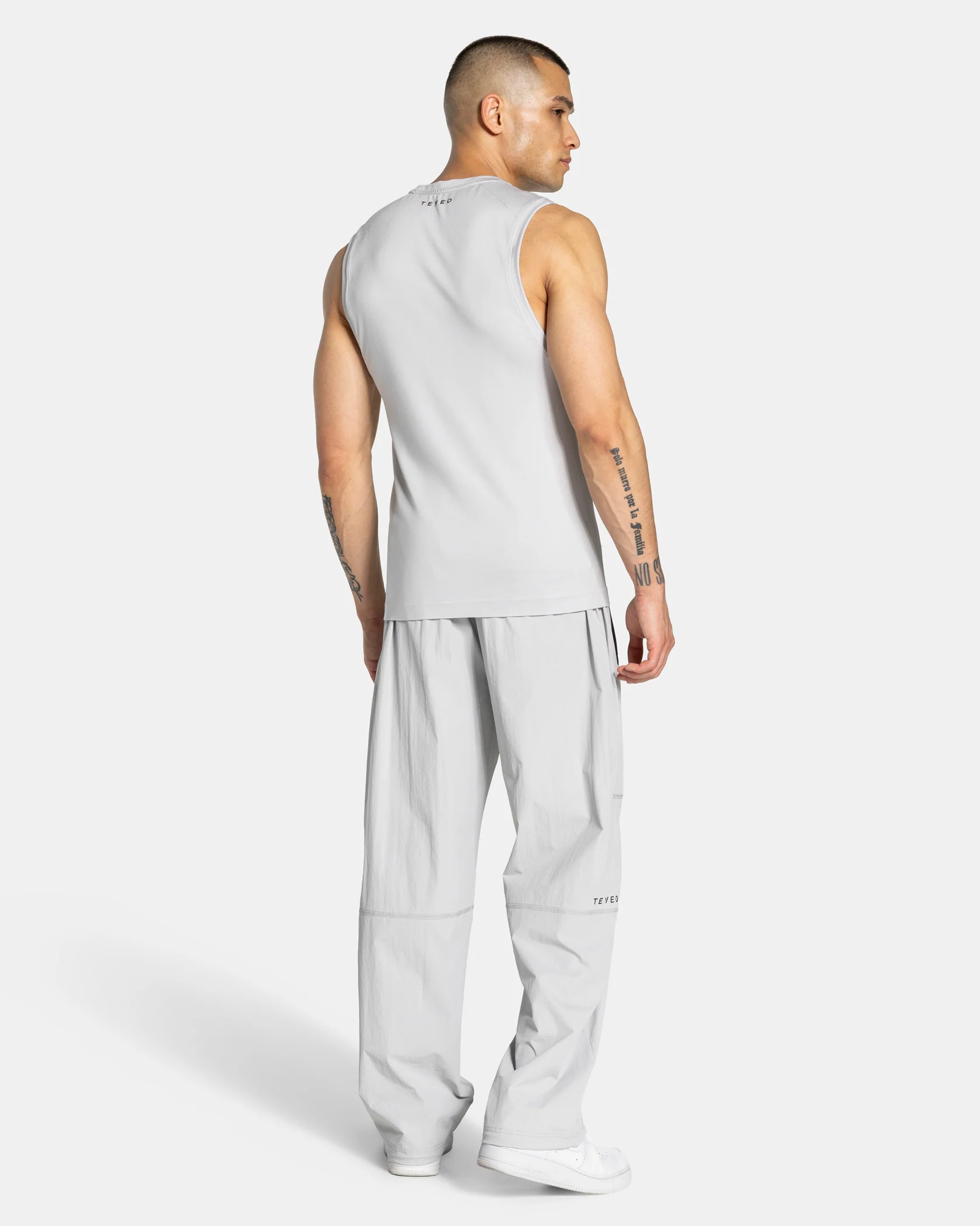 Workout Seamless Tank "Hellgrau" - Image 5