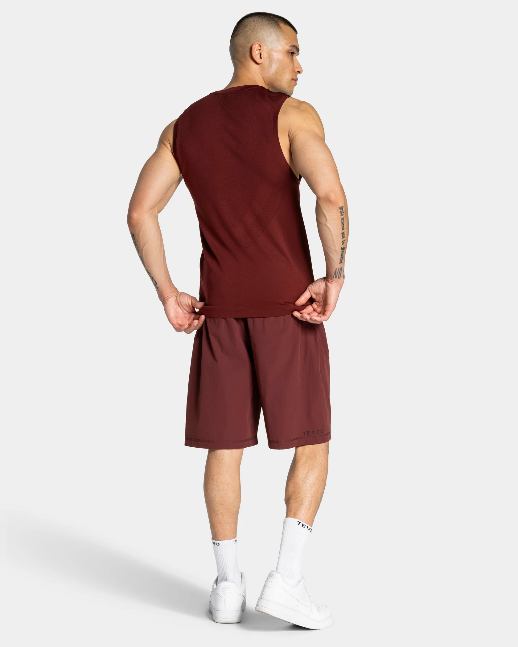 Workout Seamless Tank "Merlot" - Image 5